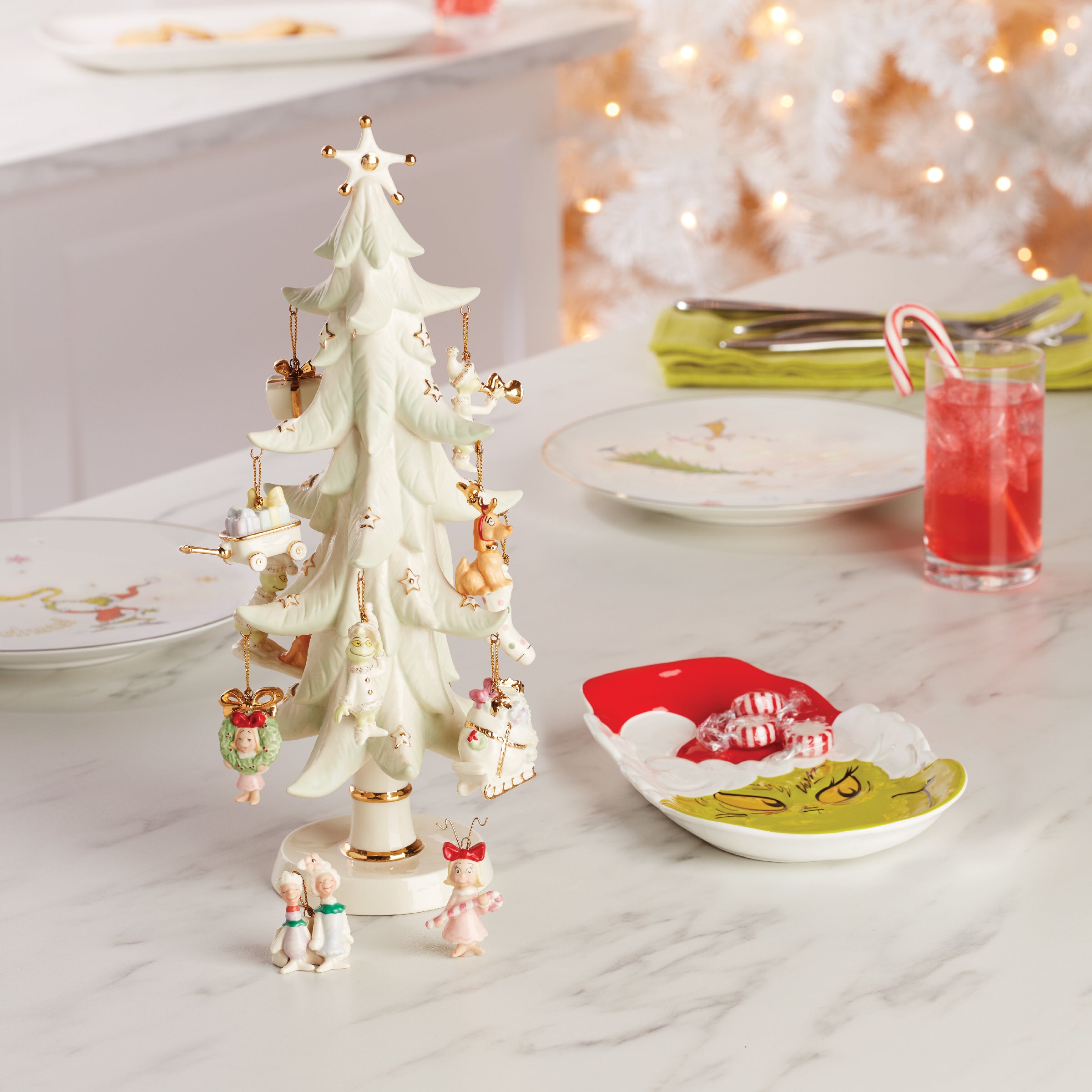 The Grinch Stole Christmas 12-Piece Ornament Set - Festive Tree Decorations for Holiday Parties & Home Decor