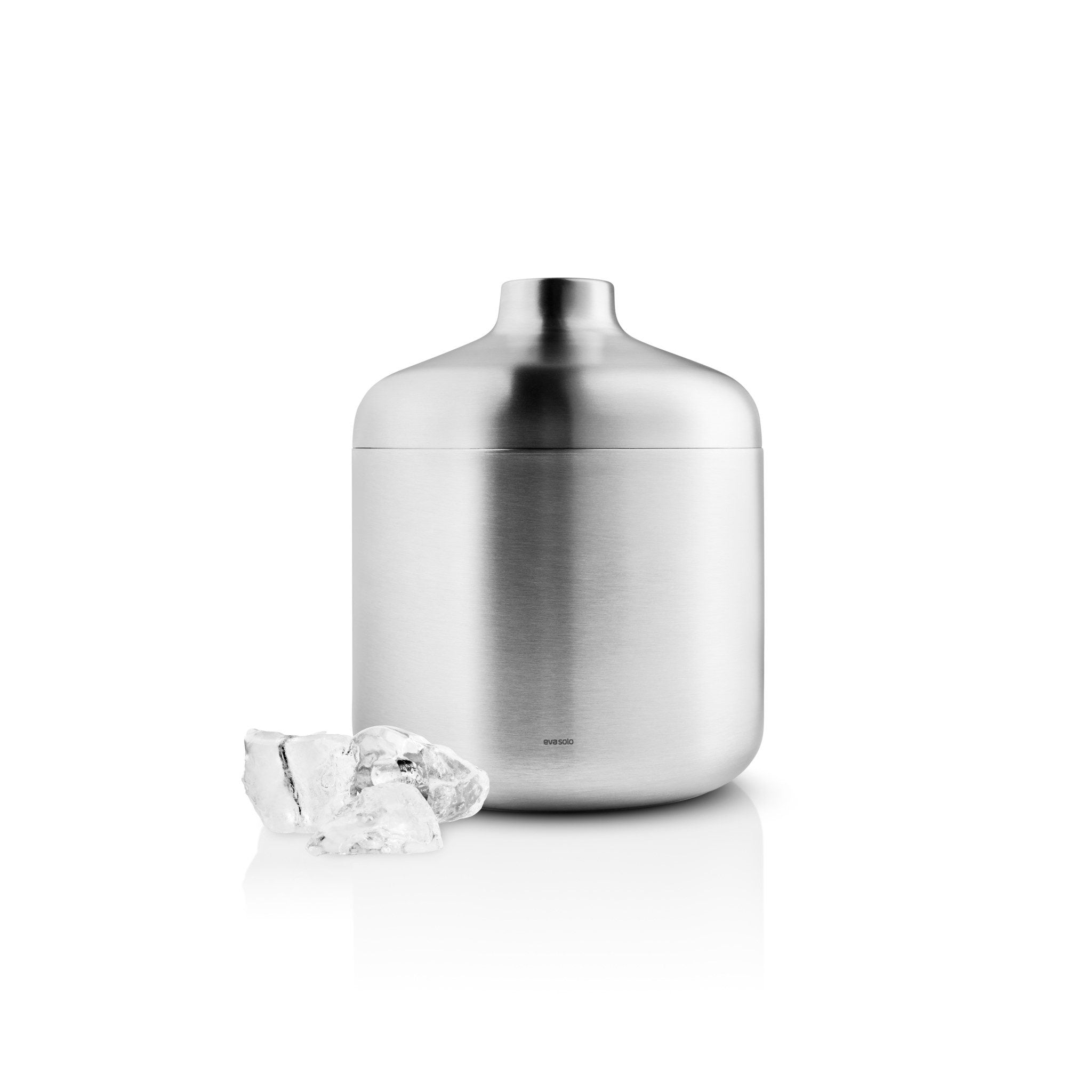 EVA SOLO Insulated Ice Bucket - Premium Stainless Steel Wine Chiller with Lid, Perfect for Parties, Picnics & Outdoor Entertaining