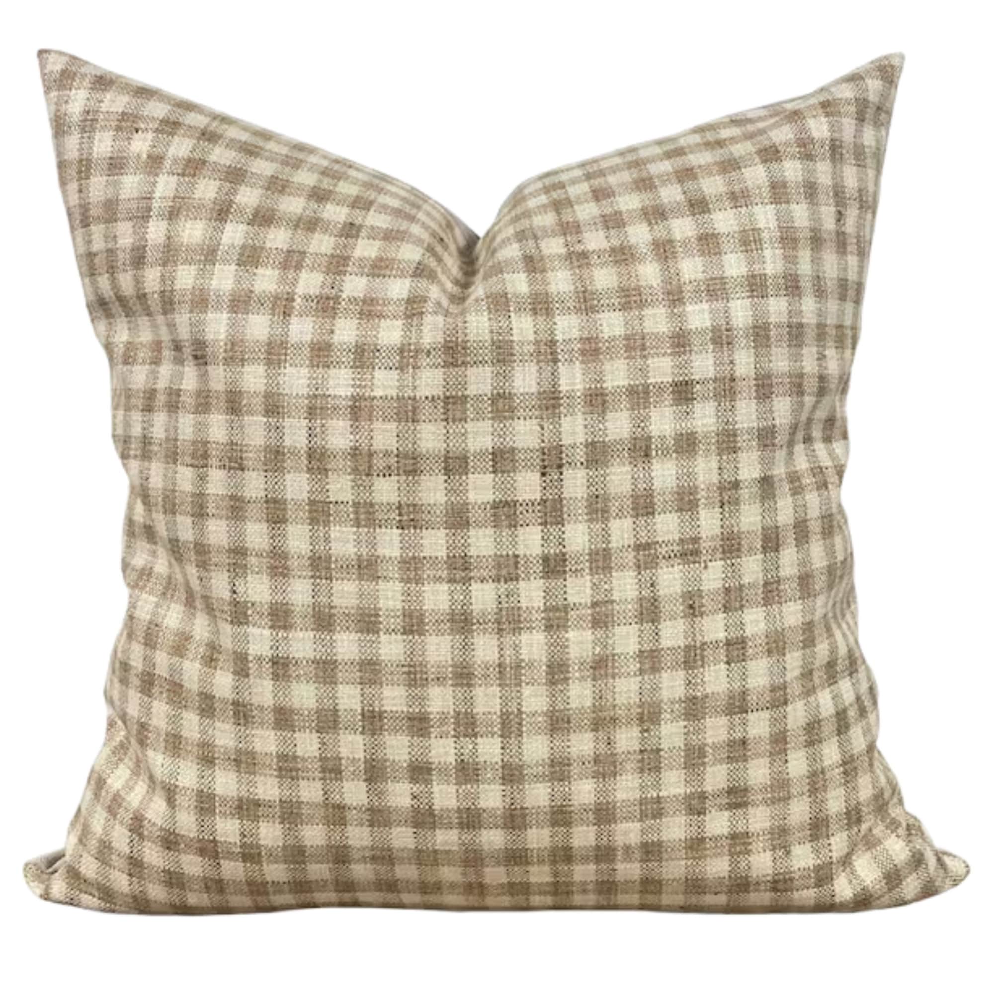 Stylish Campbell Checkered Pillow Cover - Premium Home Decor for Sofa, Bed & Living Room - Perfect for Farmhouse & Modern Interior Design