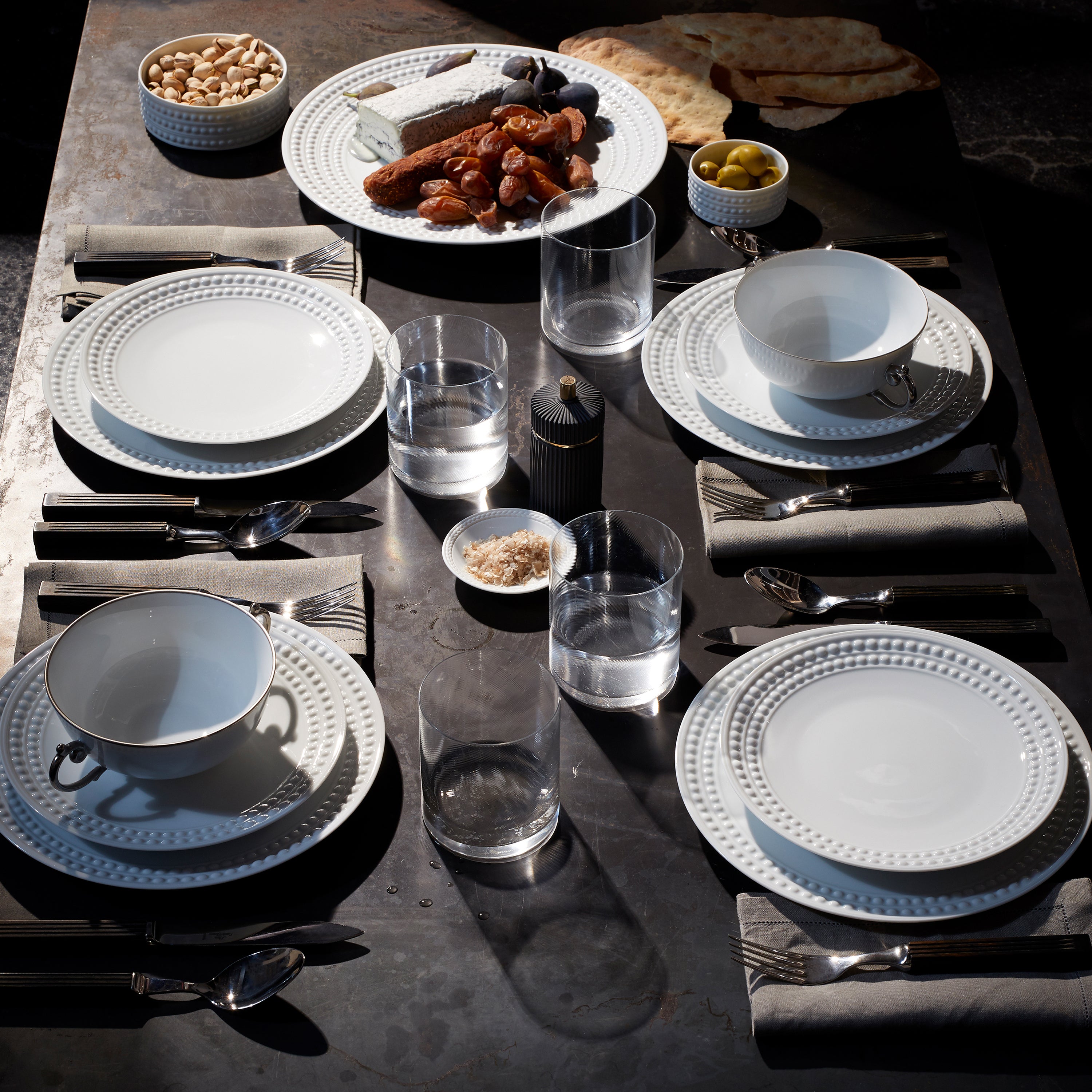 Perlée 16-Piece White Porcelain Dinnerware Set - Elegant Tableware for Formal Dining, Entertaining & Special Occasions