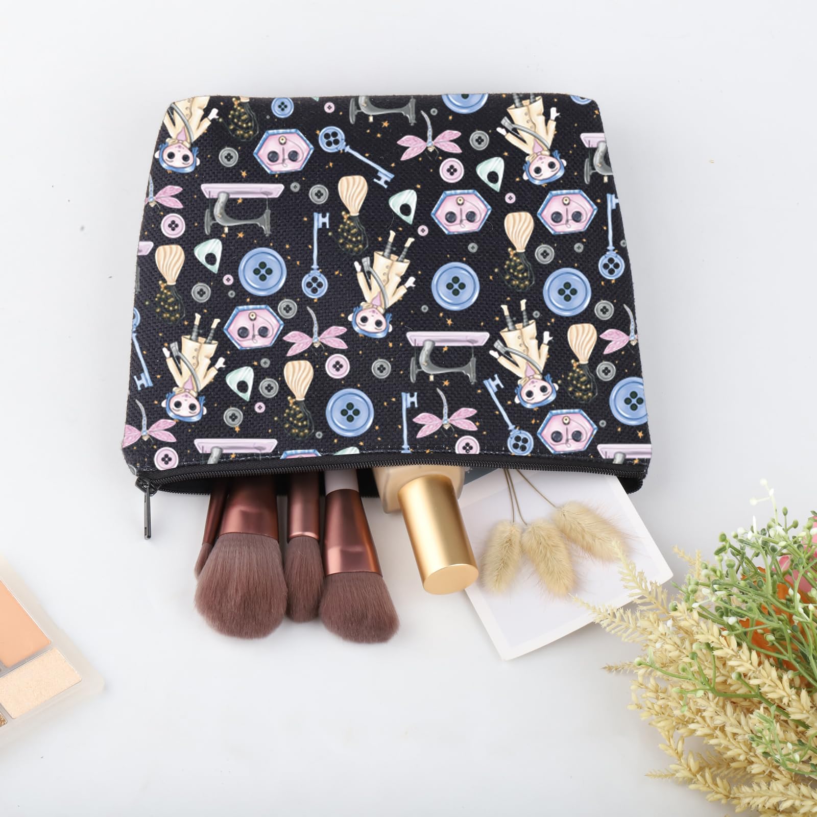 Horror Movie Inspired Cartoon Character Cosmetic Bag - Cute Cosplay Makeup Pouch for Halloween, Gift for Horror Fans & Anime Lovers - Perfect for Conventions, Travel & Themed Parties