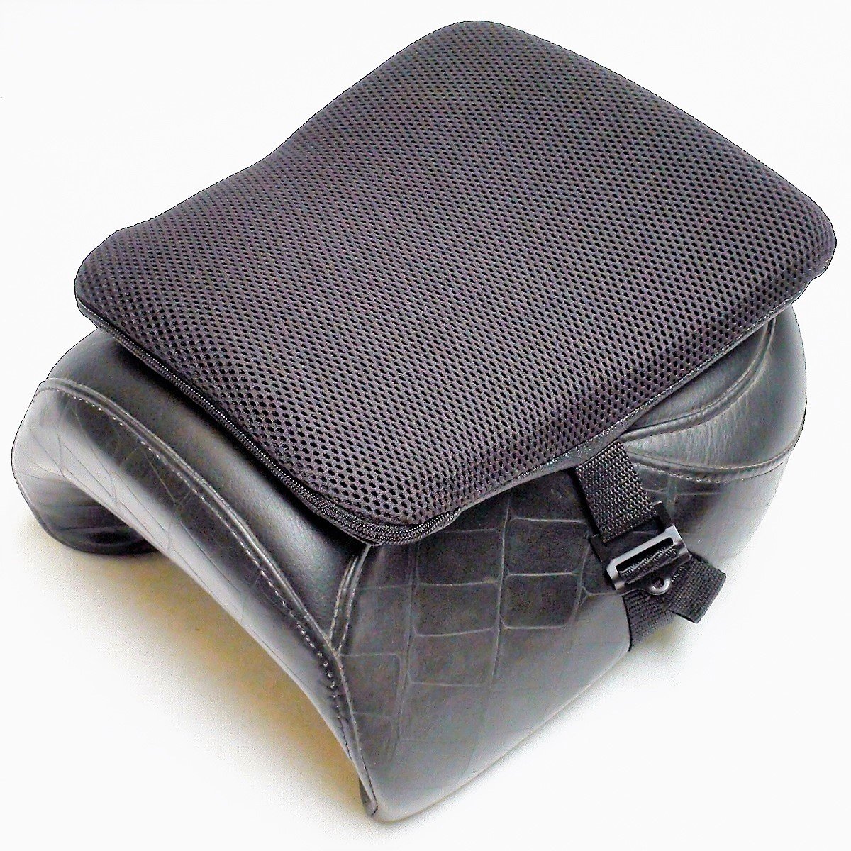 ConforMax Excel Classic Gel Seat Cushion for Motorcycles - Medium Size (11x10x8 Inches), Black with AirMax Technology - Comfortable Riding Accessory for Long Distance & Daily Commutes