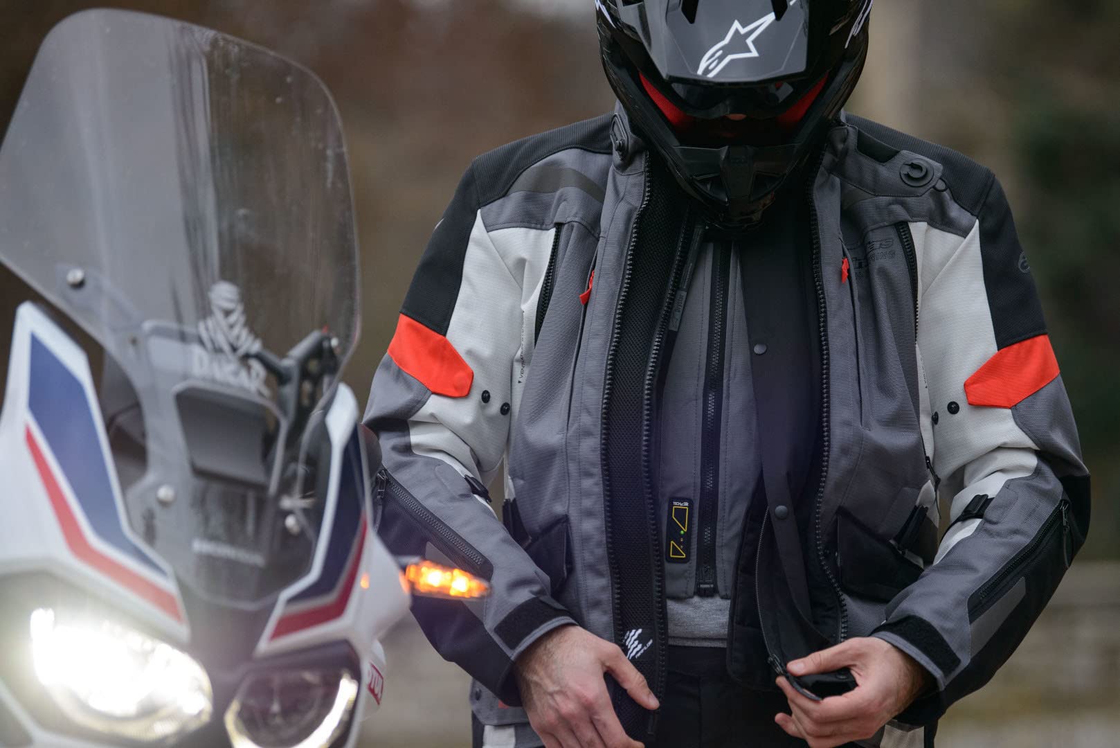 Alpinestars Tech-Air 5 Airbag Vest for Men & Women - XS Size, Dark Grey - Motorcycle Racing & Street Riding Safety Gear