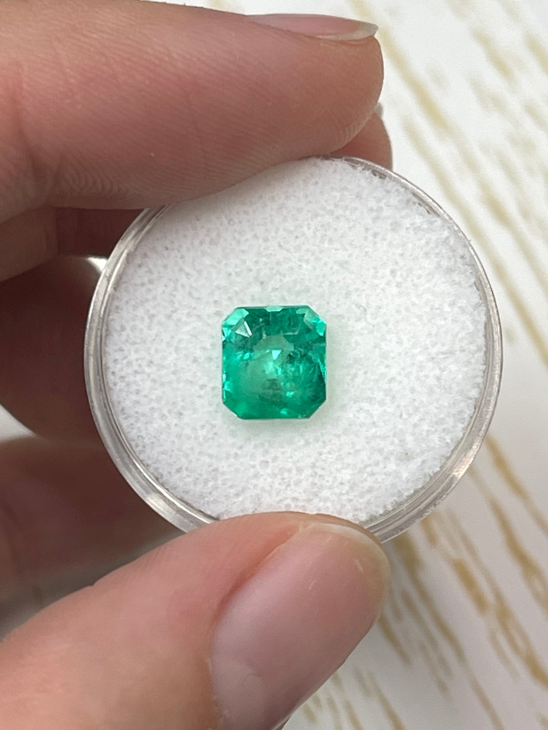 2.14 Carat Chunky Emerald Cut Natural Colombian Emerald Gemstone - Apple Green Color for Jewelry Making, Engagement Rings & Luxury Gifts