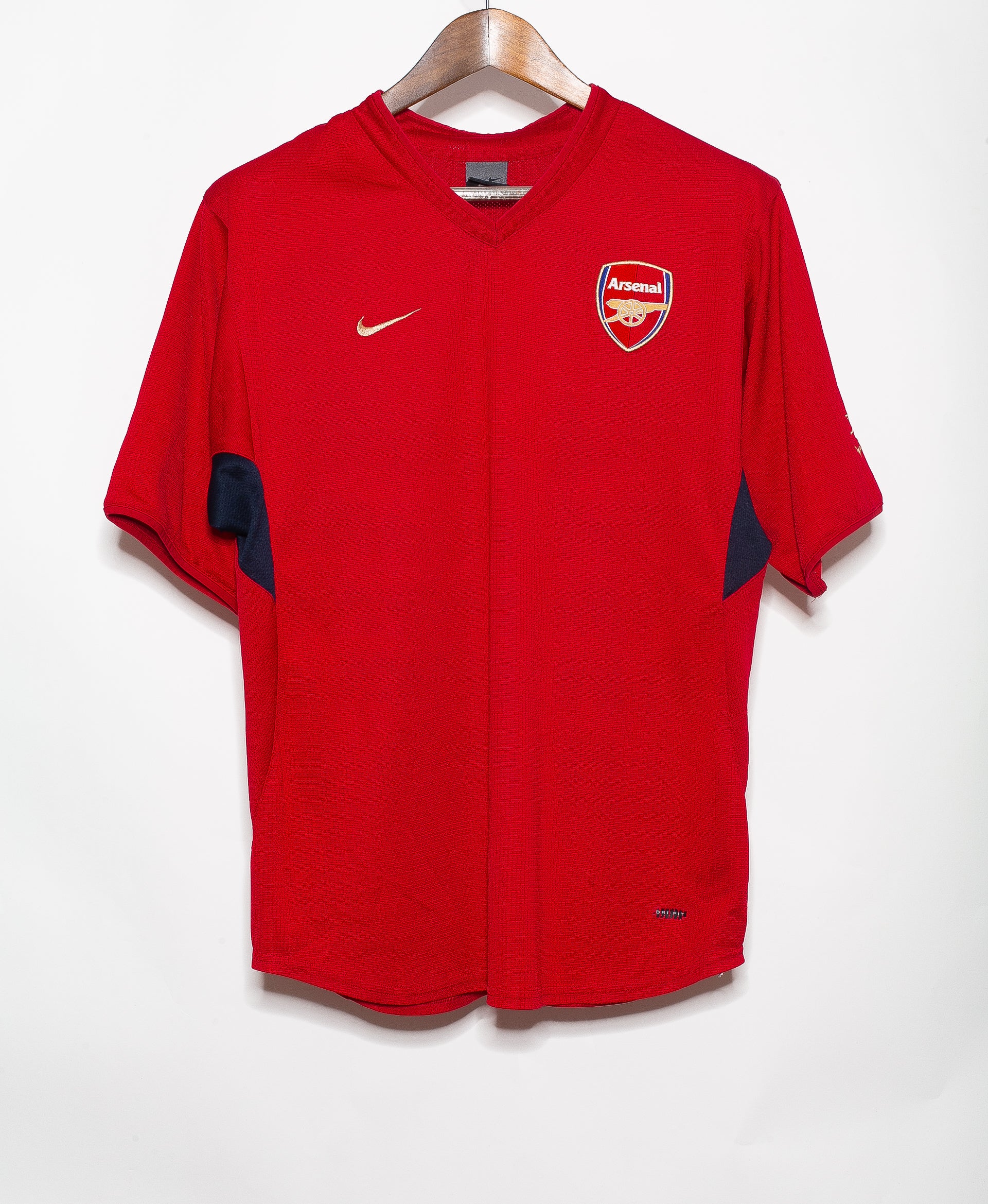 2000 Arsenal Official Training Jersey for Men - High-Quality Soccer Shirt for Fans & Players - Perfect for Matchdays, Training & Casual Wear