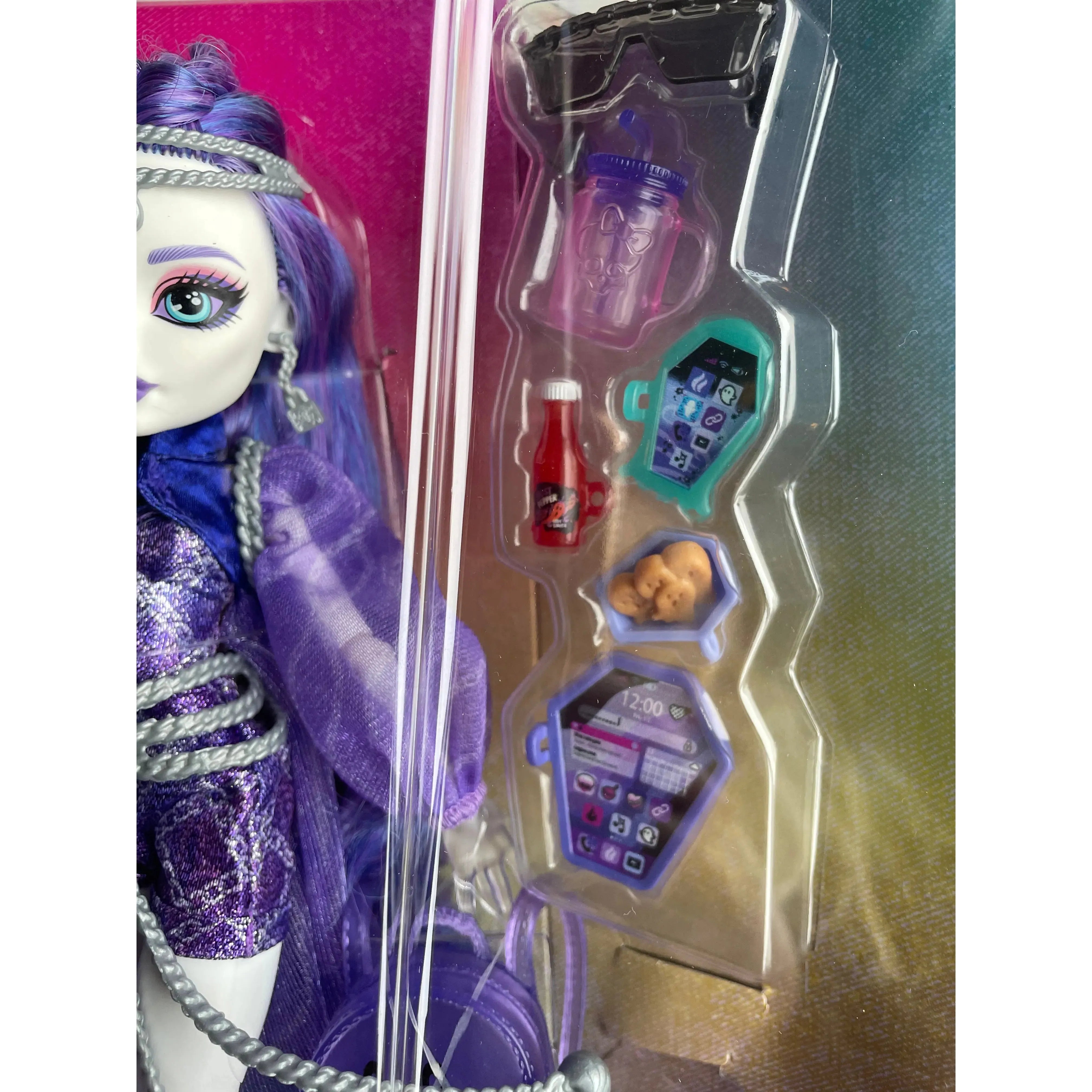 Monster High Spectra Vondergeist Fashion Doll - Collectible Ghost Character with Glow-in-the-Dark Features | Perfect for Kids' Birthday Gifts & Halloween Decorations