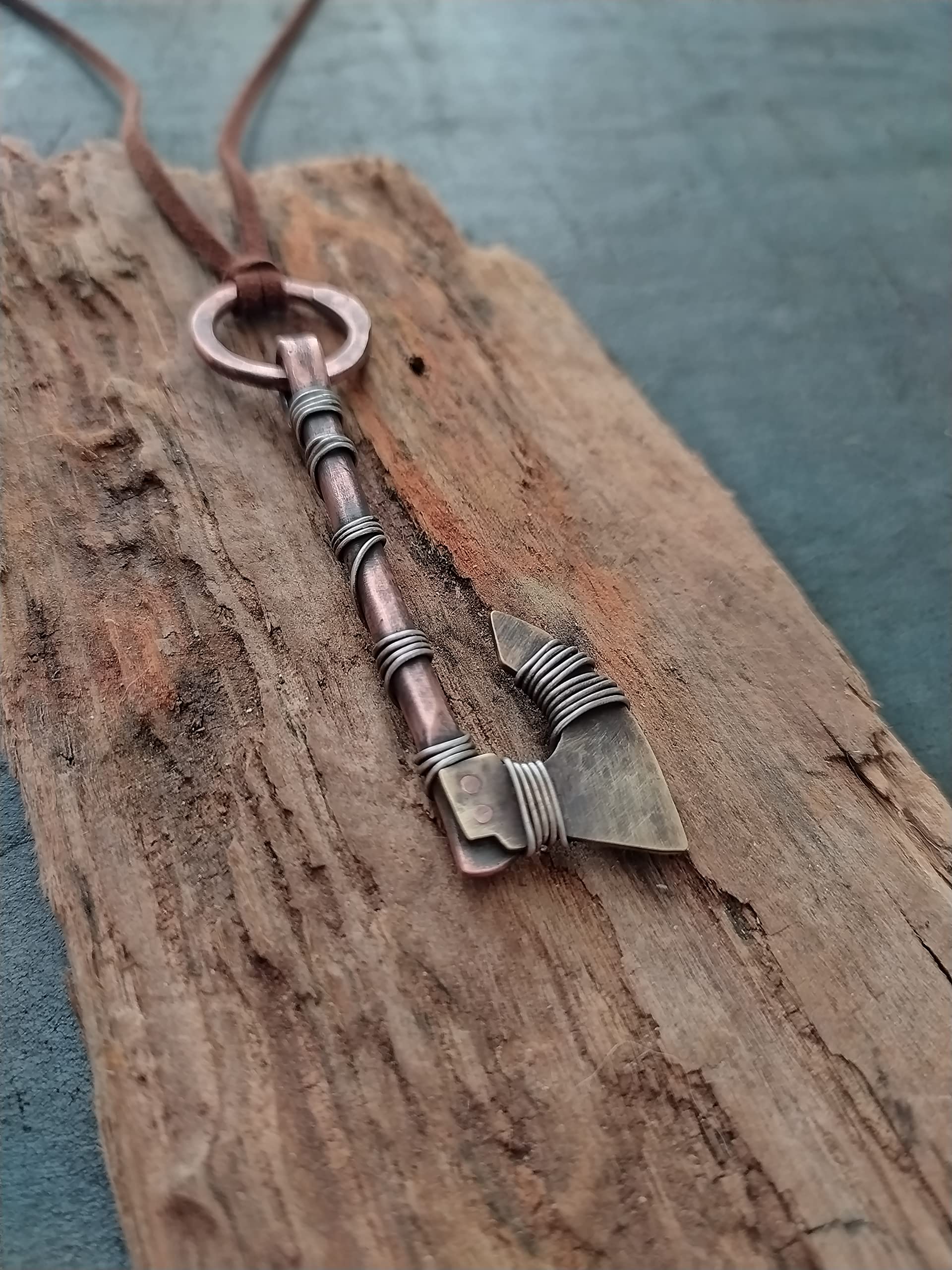Viking Axe Pendant Necklace for Men - Stylish Jewelry Axe Pendant, Perfect for Outdoor Adventures, Viking Enthusiasts, and Unique Gifts