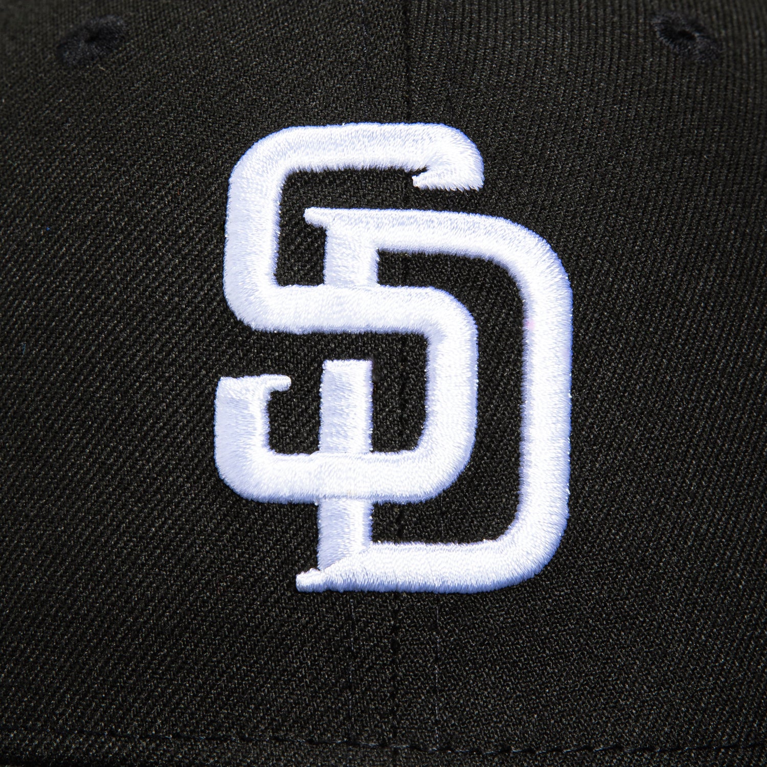 New Era 59Fifty San Diego Padres MLB Baseball Cap with Stadium Patch - Black for Baseball Games & Streetwear Fashion