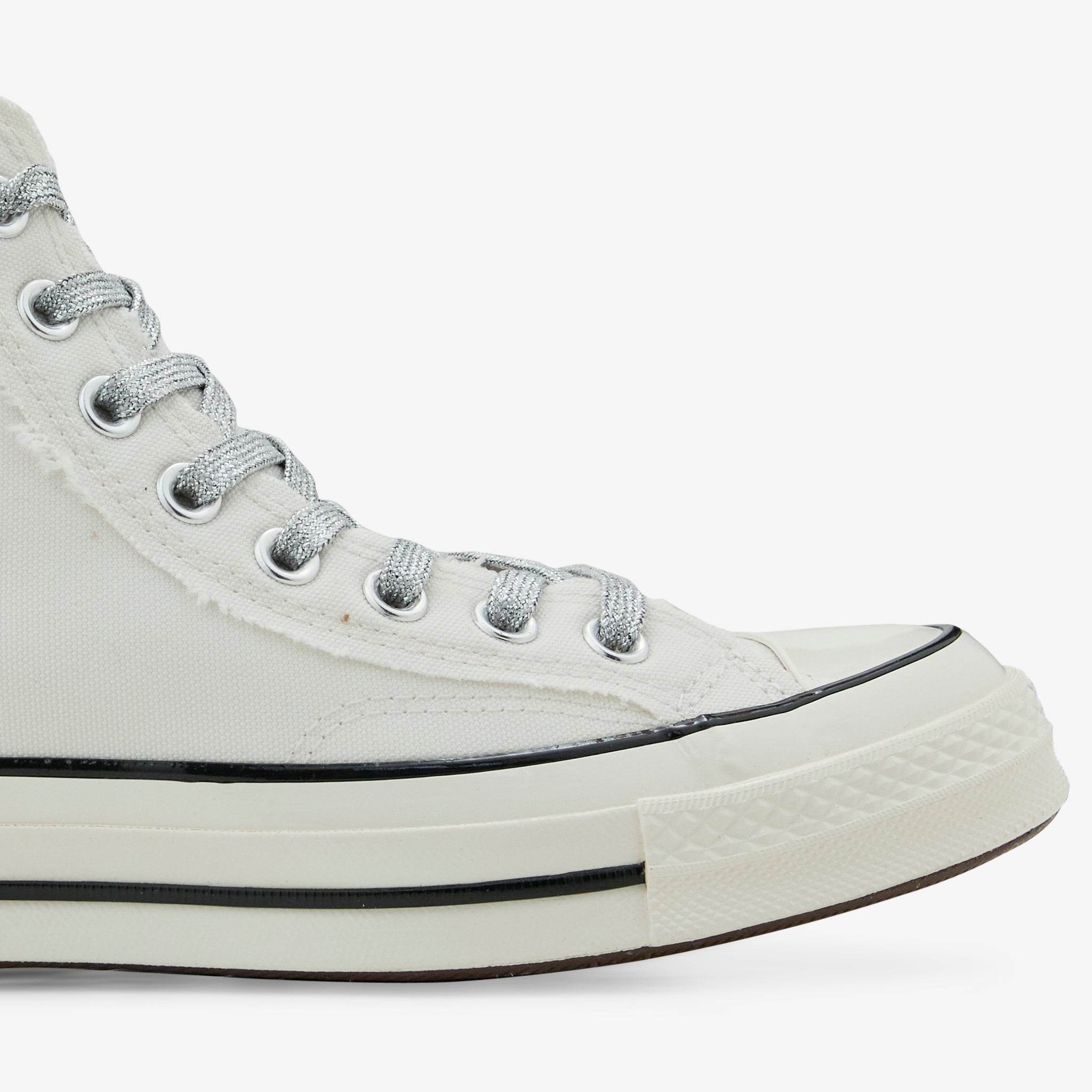 Converse Chuck '70 Hi Top Vintage White Sneakers - Classic Unisex Casual Shoes for Men & Women - Perfect for Streetwear, Skateboarding & Everyday Fashion