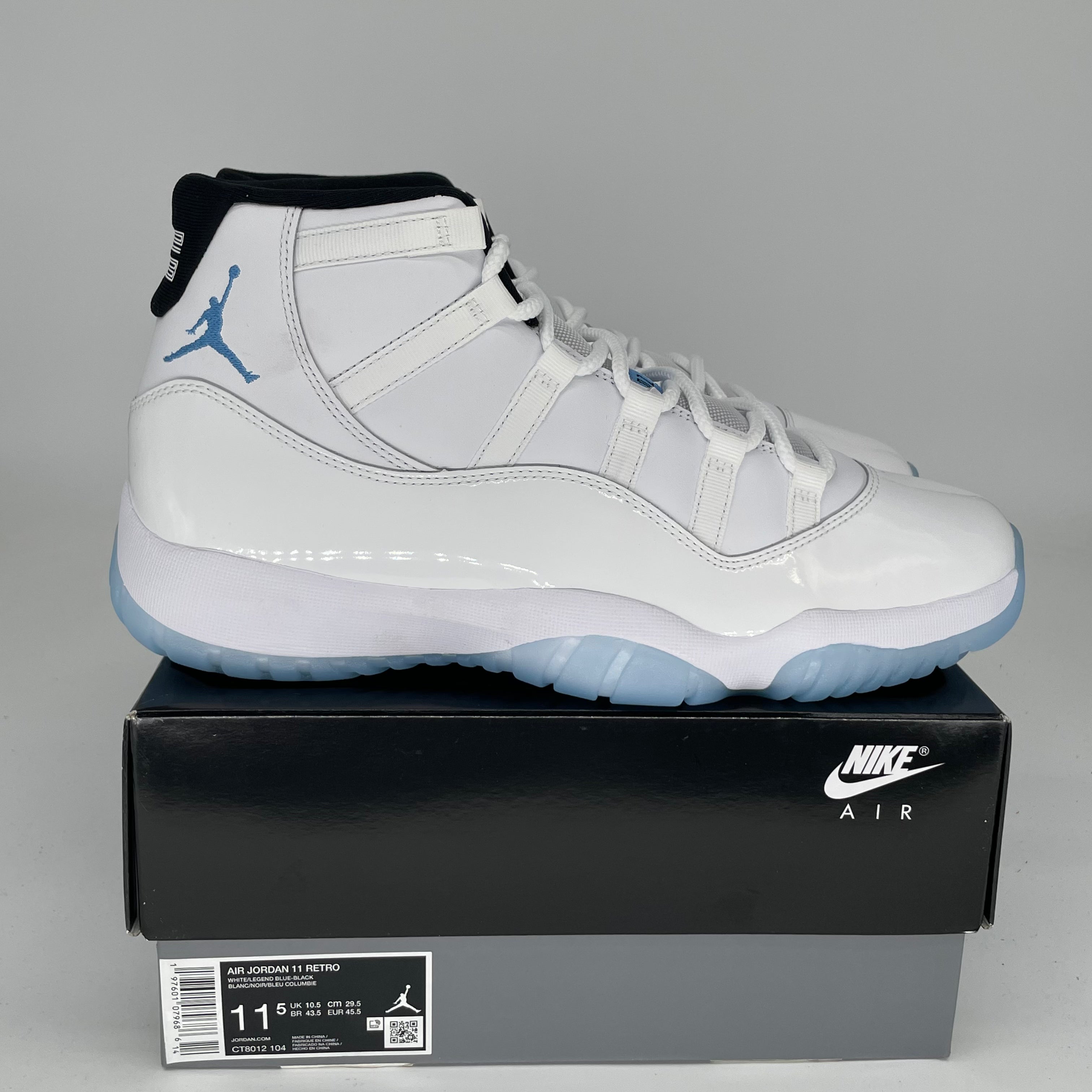 Air Jordan 11 Retro 
