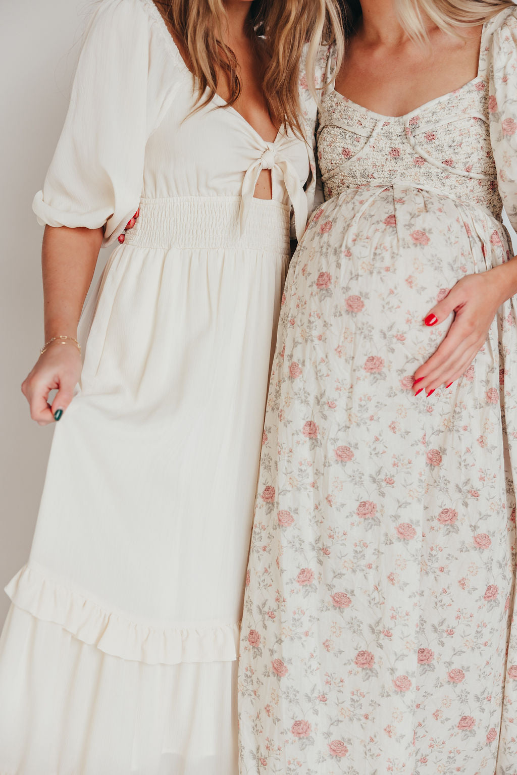 Harlow Maxi Dress in Off White Floral - Bump Friendly Maternity Dress & Inclusive Sizing (S-3XL) | Perfect for Pregnancy, Beach Vacations & Summer Weddings