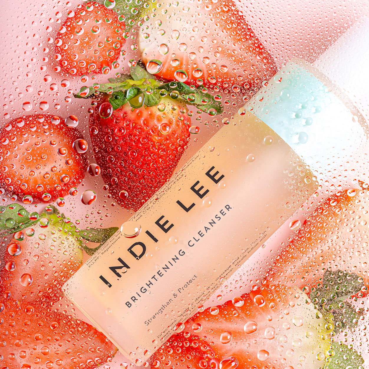 Brightening Facial Cleanser for Glowing Skin - Gentle Exfoliating & Hydrating Face Wash for Daily Skincare Routine