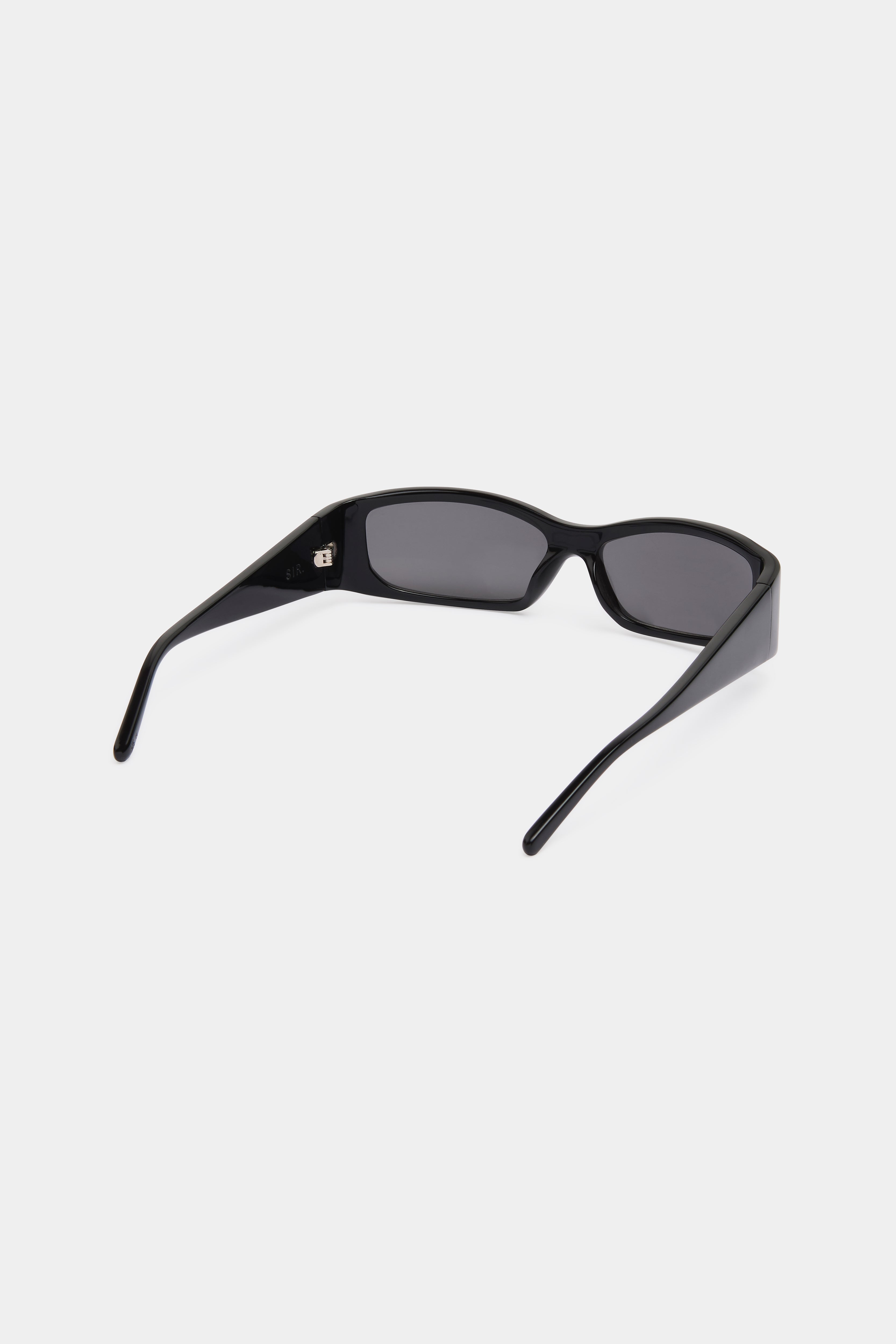 Fast & Stylish Black Sports Sunglasses - UV Protection for Running, Cycling & Outdoor Activities
