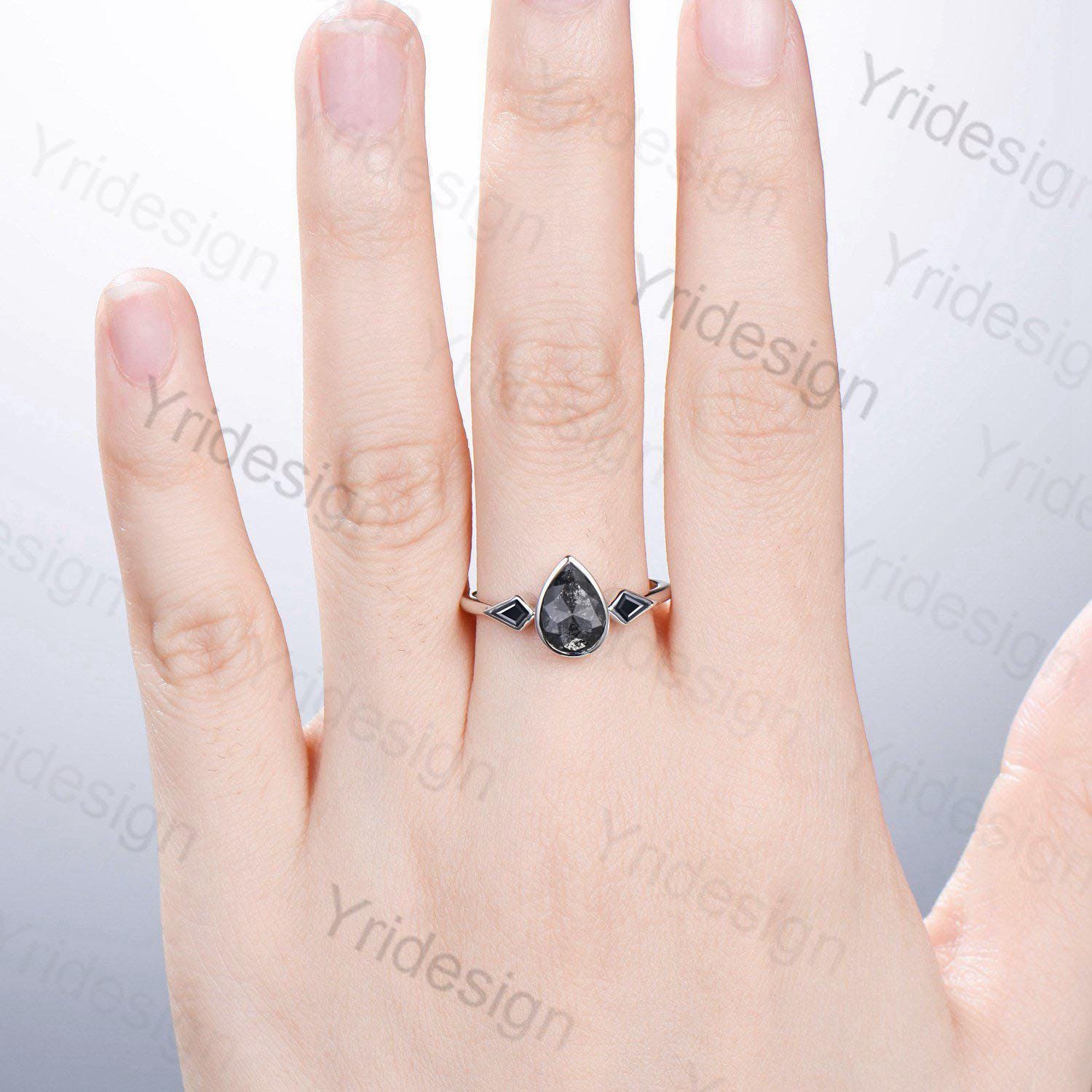 Bezel Set Salt and Pepper Diamond Engagement Ring - Pear Shaped Minimalist Kite Black Spinel Wedding Band for Women | Three Stone Anniversary Jewelry for Brides, Wives & Fiancées | Perfect for Proposals, Weddings & Special Occasions