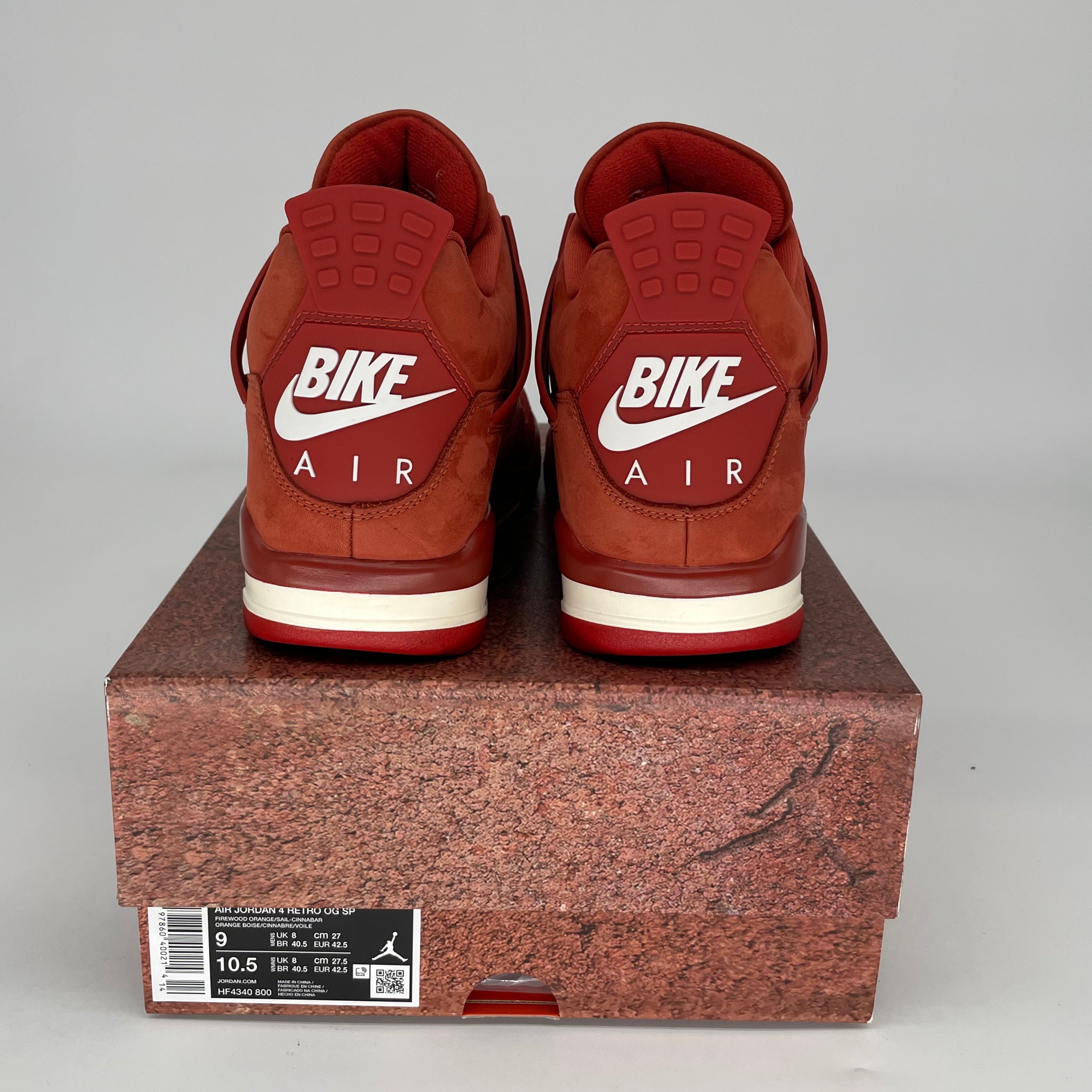 Nike Air Jordan 4 Retro 