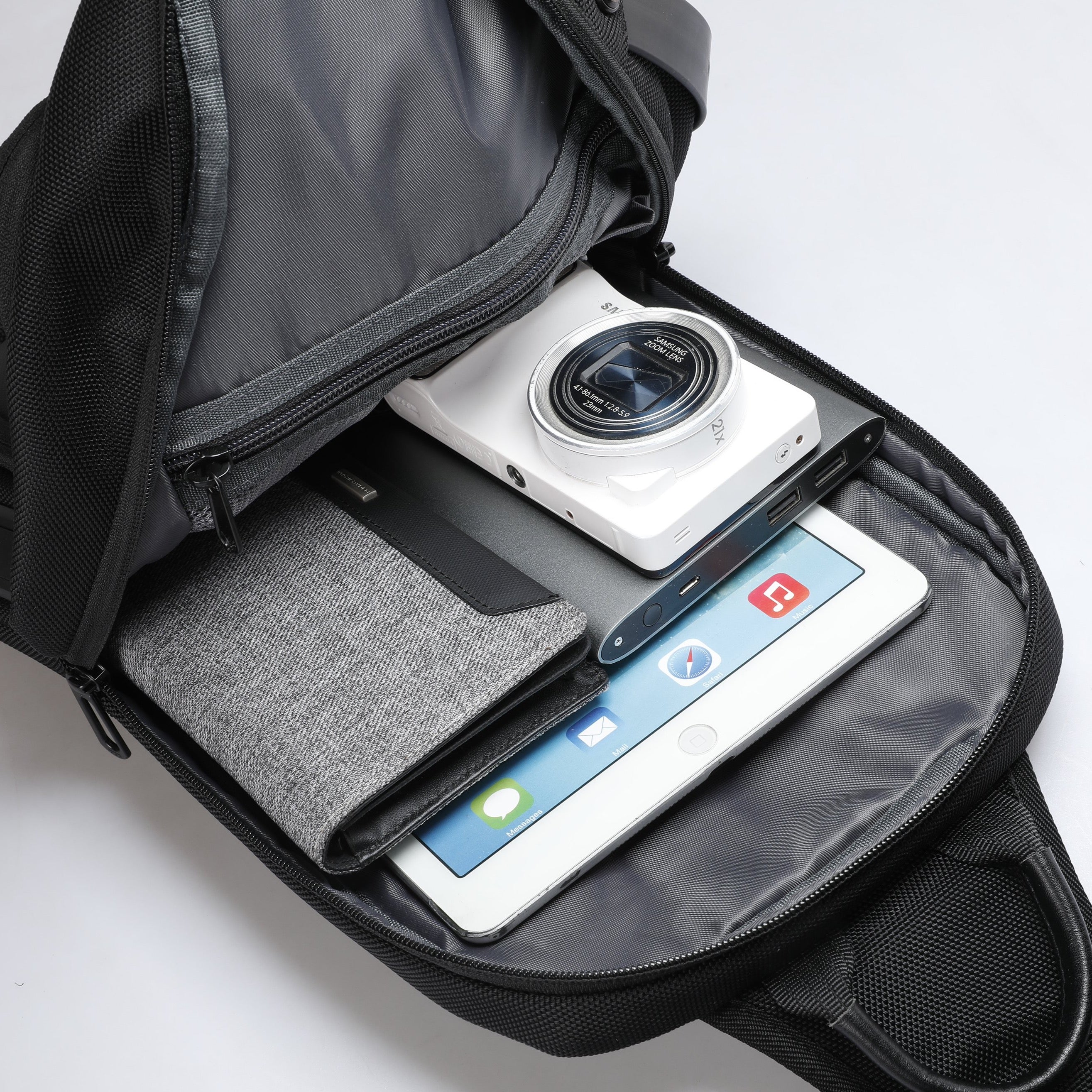 Link Mini - Compact and Portable Wireless Charger for iPhone, Android, and AirPods - Perfect for Travel, Office, and Home Use