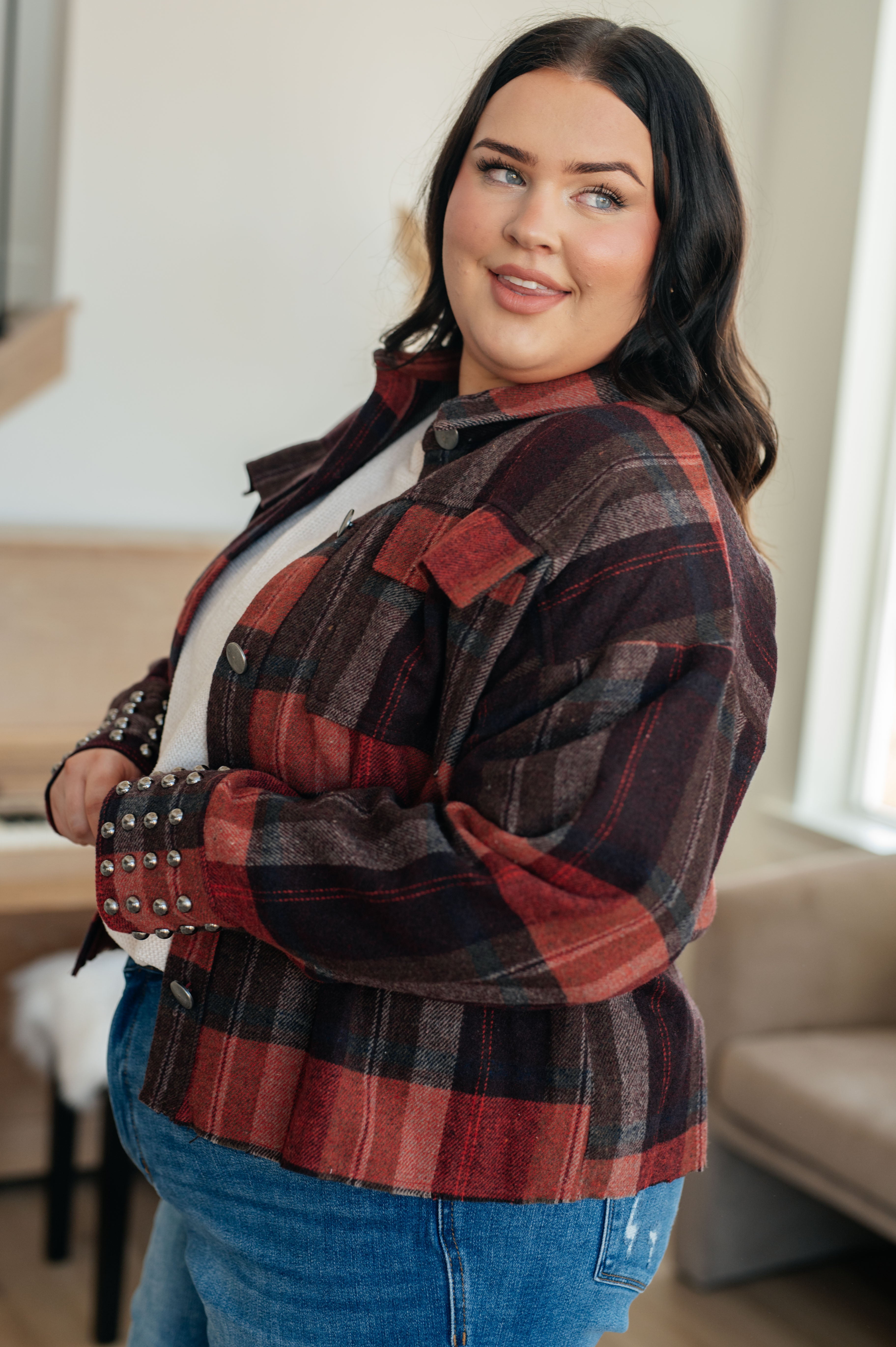 Stylish Plaid Shacket for Men & Women - Cozy Flannel Shirt Jacket - Perfect for Fall, Winter & Outdoor Activities