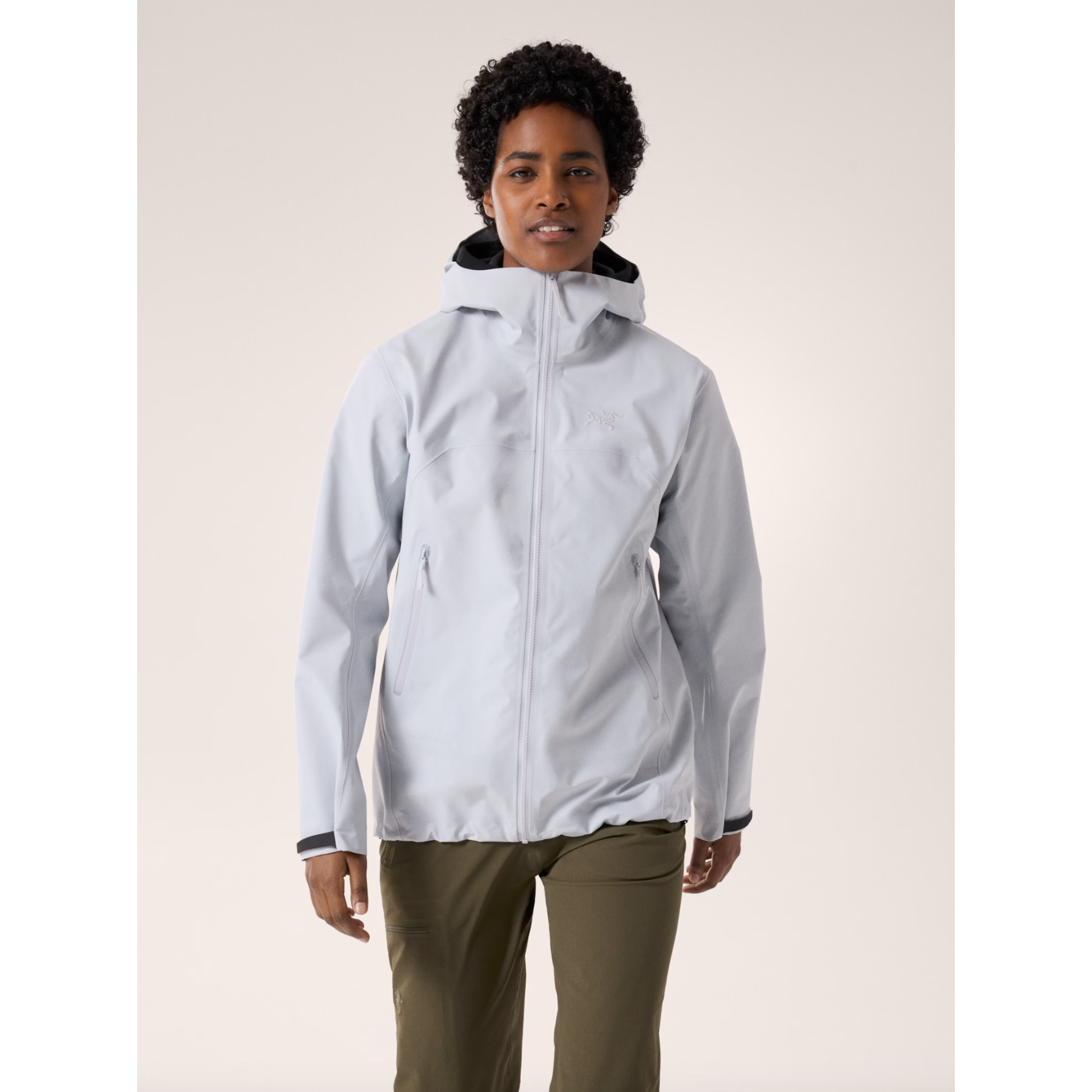 Arc'teryx Women's Beta Jacket - Waterproof & Breathable Hardshell Rain Jacket for Hiking, Skiing & Outdoor Adventures