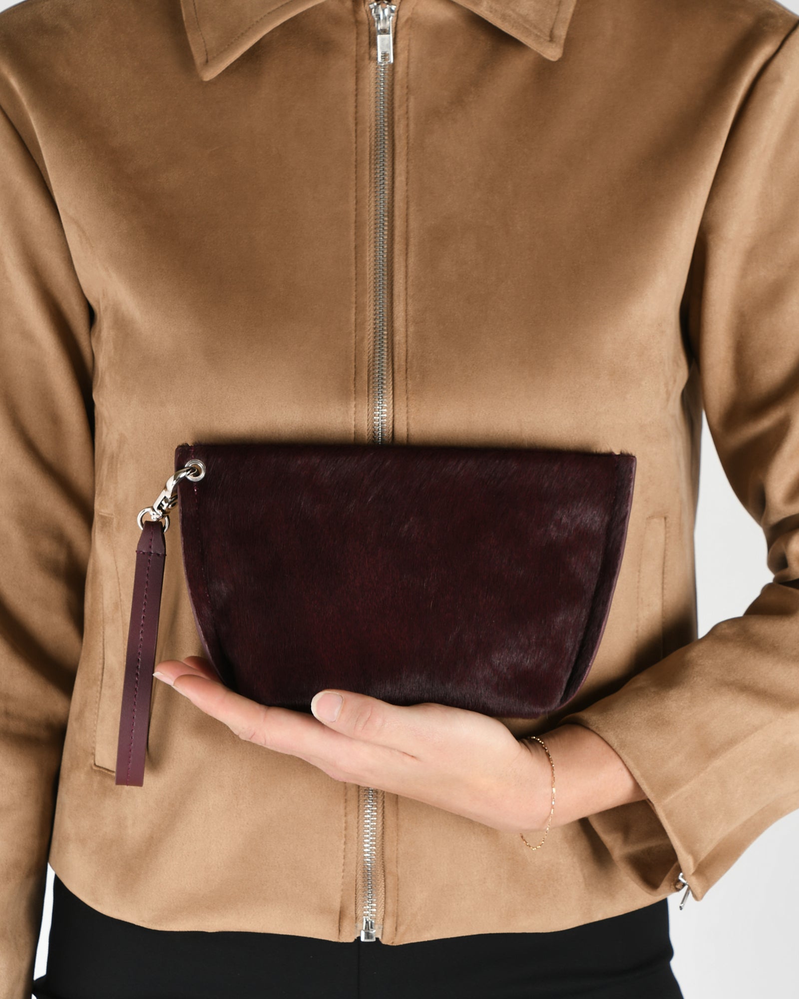 BONITO POUCH BAG MERLOT - Stylish Crossbody Purse for Women, Premium Leather Wallet with RFID Protection - Perfect for Travel, Shopping & Everyday Use