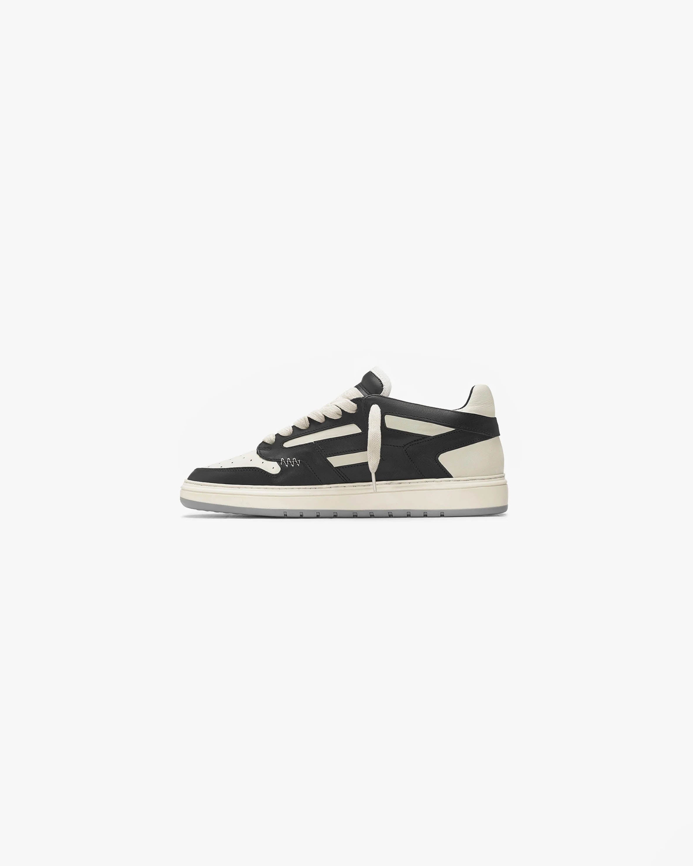 Women's Reptor Low Sneakers - Black & White Vintage Style for Casual Wear & Street Fashion
