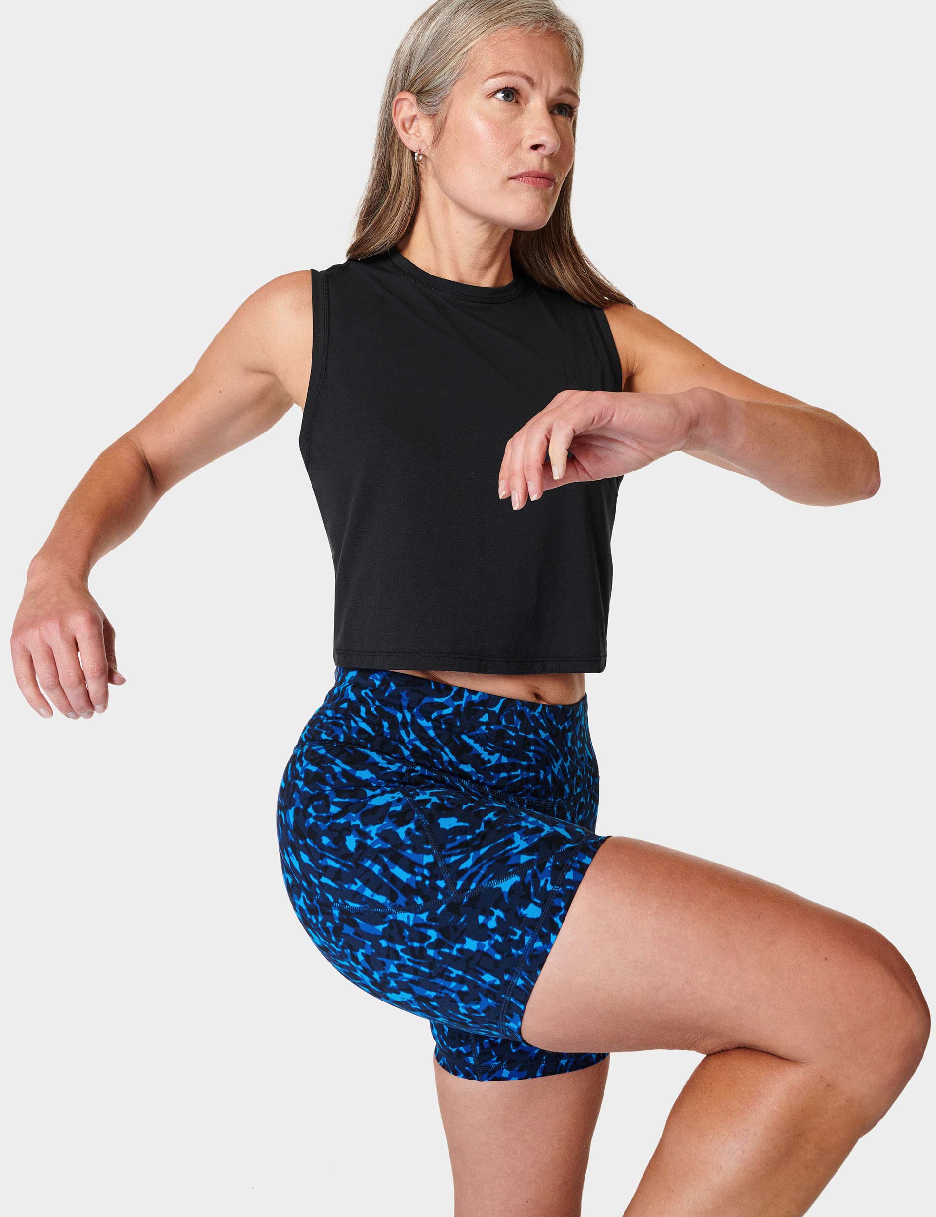Breathe Easy Crop Muscle Vest for Women - Black | Workout Tank Top for Yoga, Running & Gym | Comfortable & Stylish Activewear