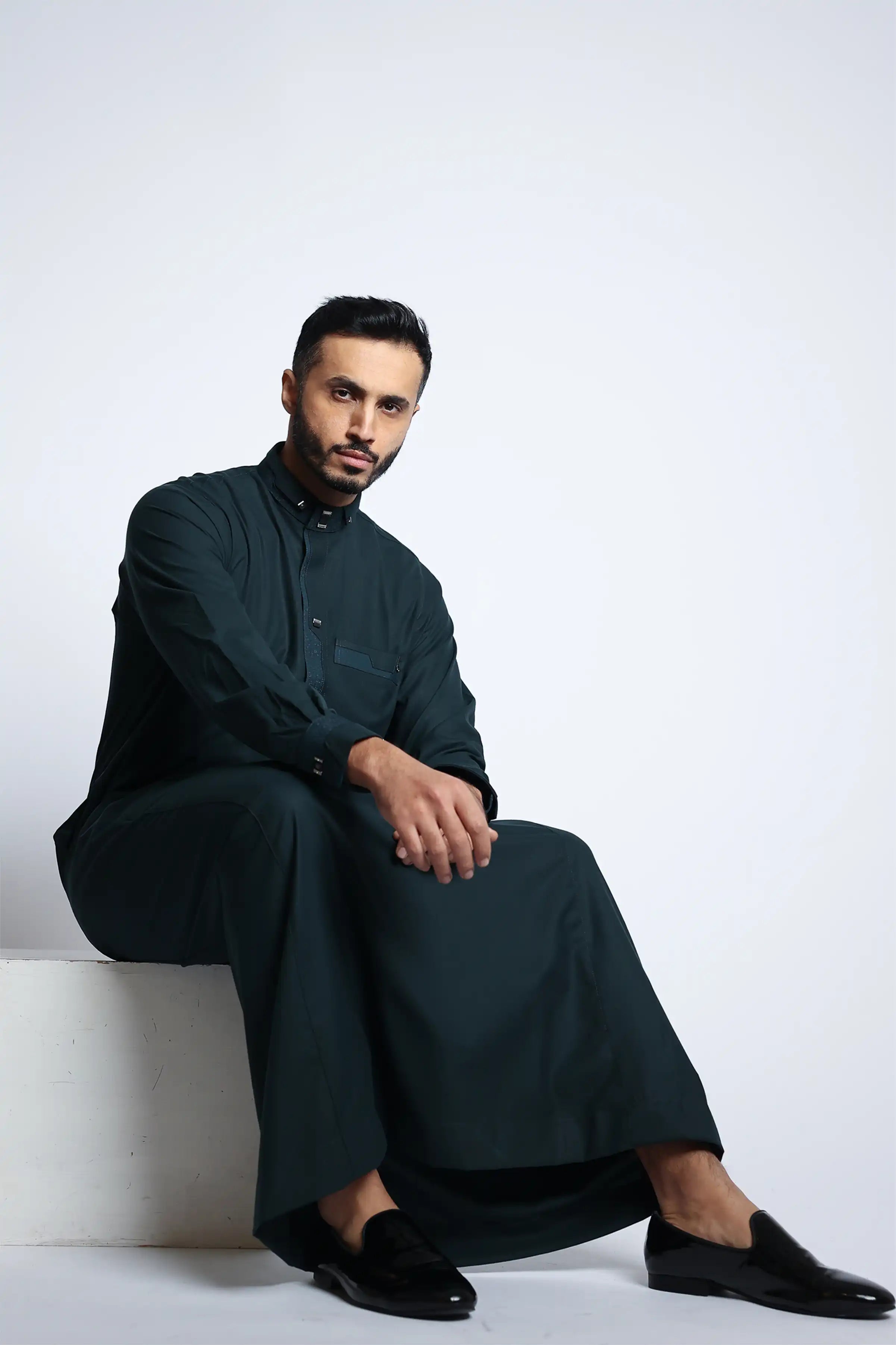 J140 C2 Green Vogue Thobe for Men - Stylish Islamic Robe for Eid, Prayer & Special Occasions