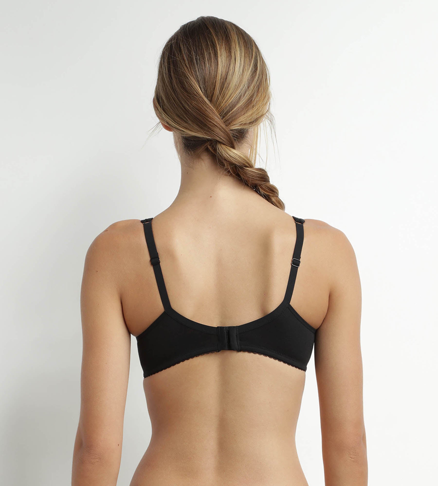 Wire-Free Full Coverage Bra with Wide Straps - Black Organic Cotton Comfortable Support for Everyday Wear & Relaxation