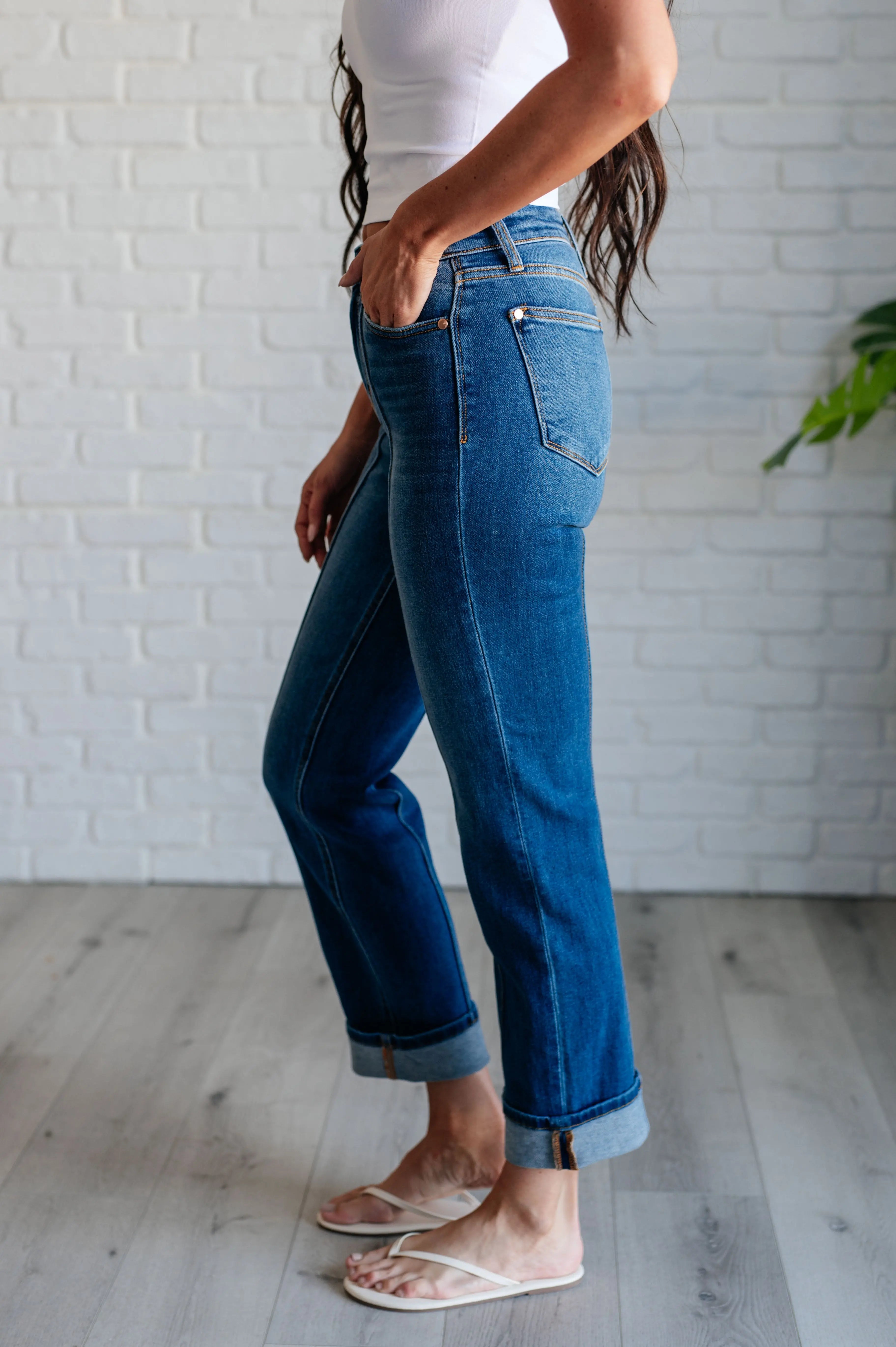 Campbell High Rise Straight Jeans for Women with Center Seam Detail - Slim Fit Denim Pants for Casual Wear, Office & Everyday Outfits