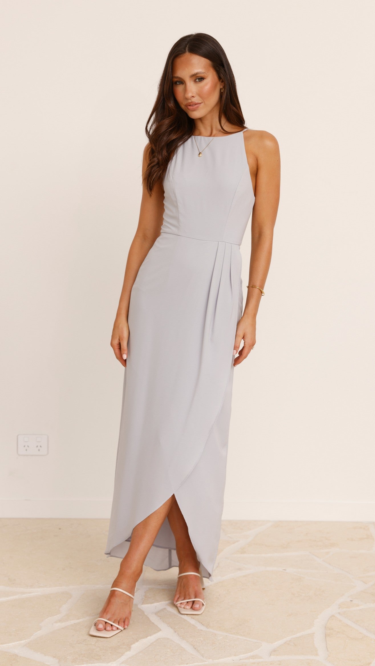 Elegant Genevieve Boat Neck Maxi Dress in Light Grey - Perfect for Summer Weddings & Beach Vacations
