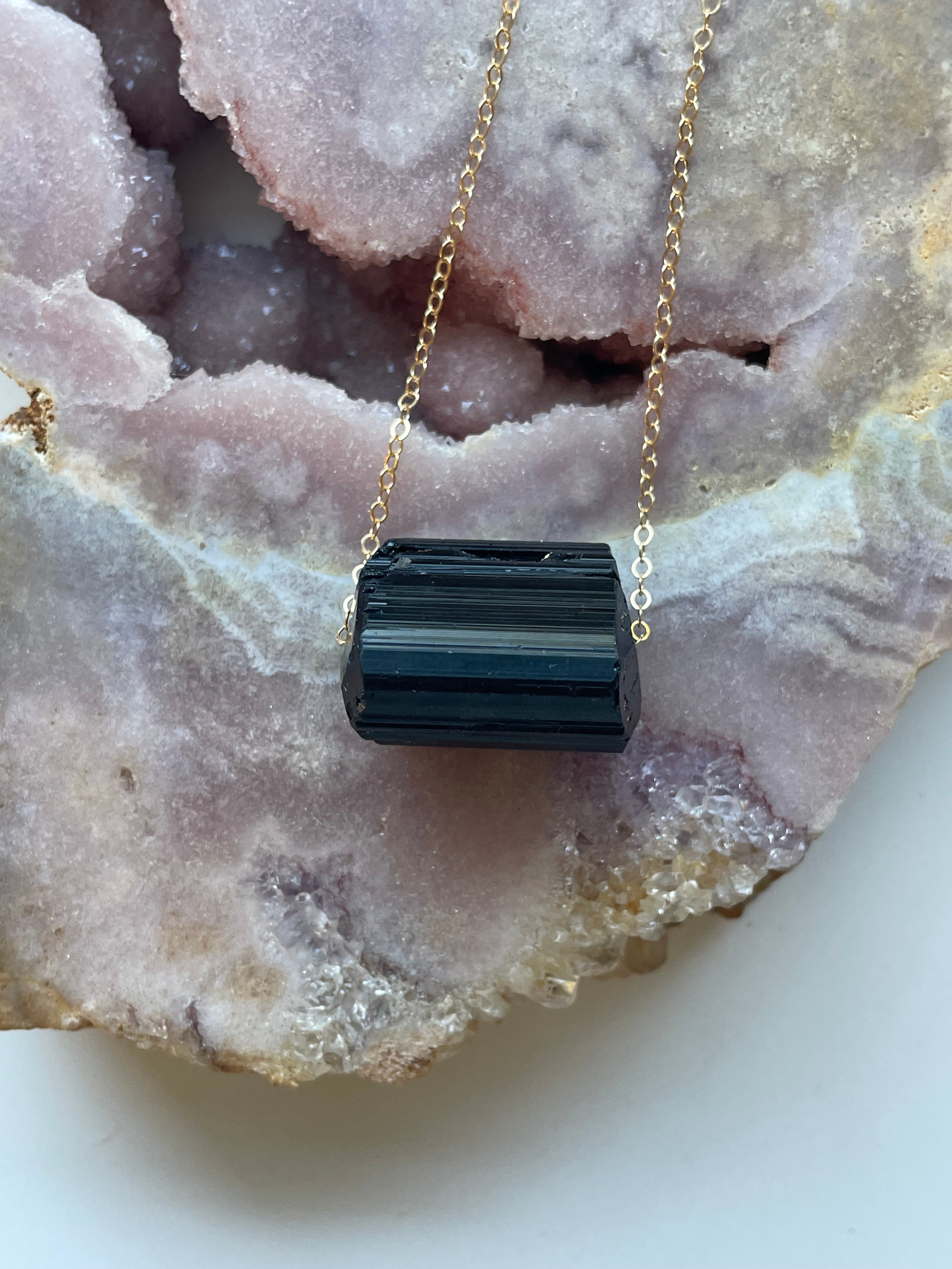 Chunky Black Tourmaline Necklace for Women - Natural Stone Jewelry for Protection & Healing - Perfect for Meditation, Yoga & Spiritual Gifts