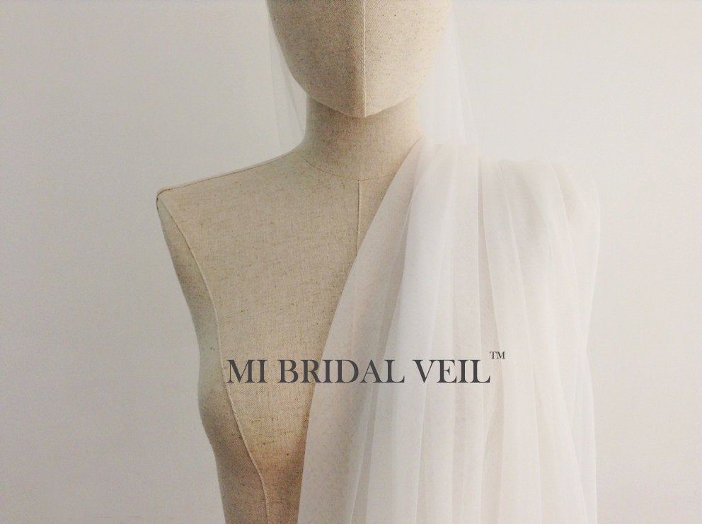 Elegant Cathedral Soft Tulle Wedding Veil with Illusion Edge - Modern Bridal Veil for Romantic Ceremonies & Photo Shoots