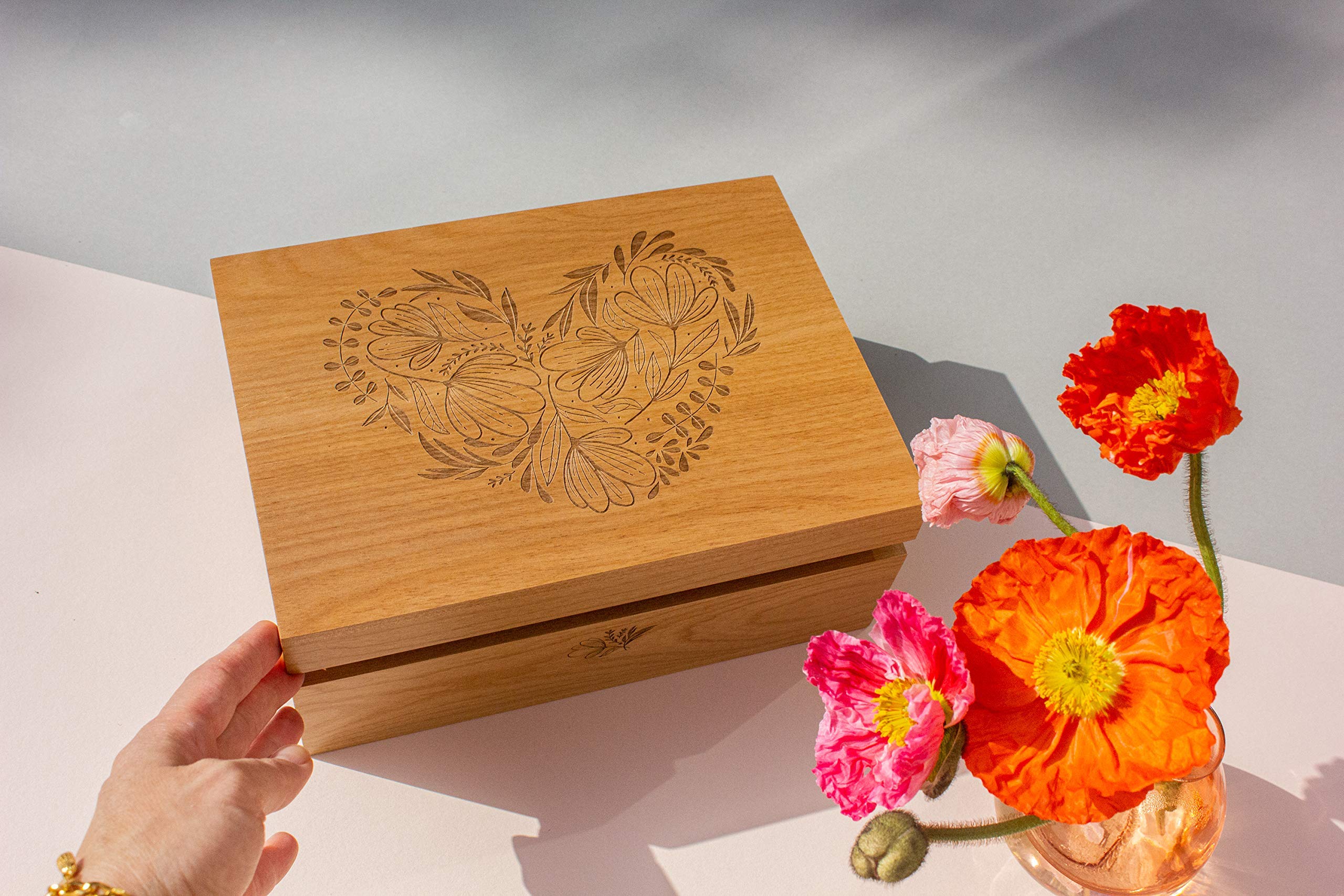 Personalized Wooden Heart Keepsake Box - Custom Engraved Gift for Anniversary, Wedding, Baby & Memory Storage | Perfect for Jewelry, Love Letters & Special Mementos