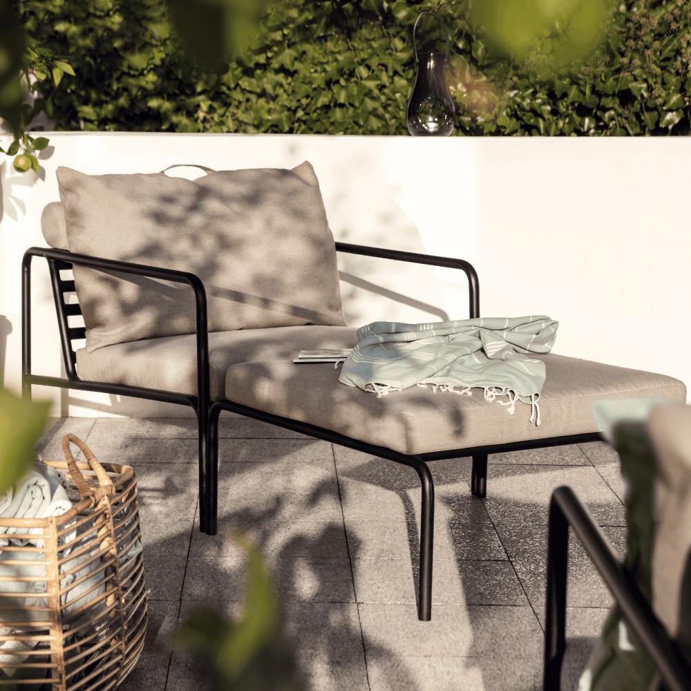 AVON Outdoor Lounge Chair - Comfortable Patio Furniture for Poolside, Garden, and Backyard Relaxation