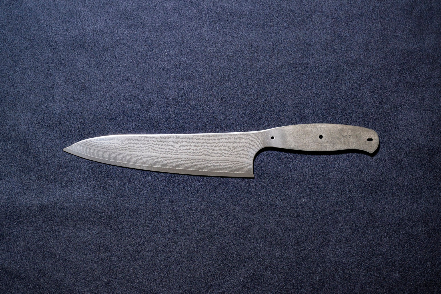 Premium Nagomi Damascus Steel Chef Knife - 8 Inch Japanese Kitchen Knife for Professional Chefs & Home Cooking - Perfect for Slicing, Dicing & Chopping Vegetables, Meat & Fish