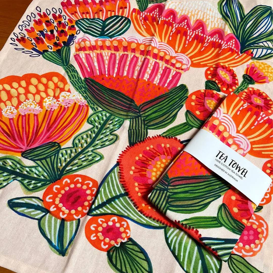 Premium Aussie Natives Tea Towel & Coaster Set - 100% Cotton Kitchen Towels with Matching Coasters - Perfect for Australian-Themed Kitchens, Gifts & Home Decor
