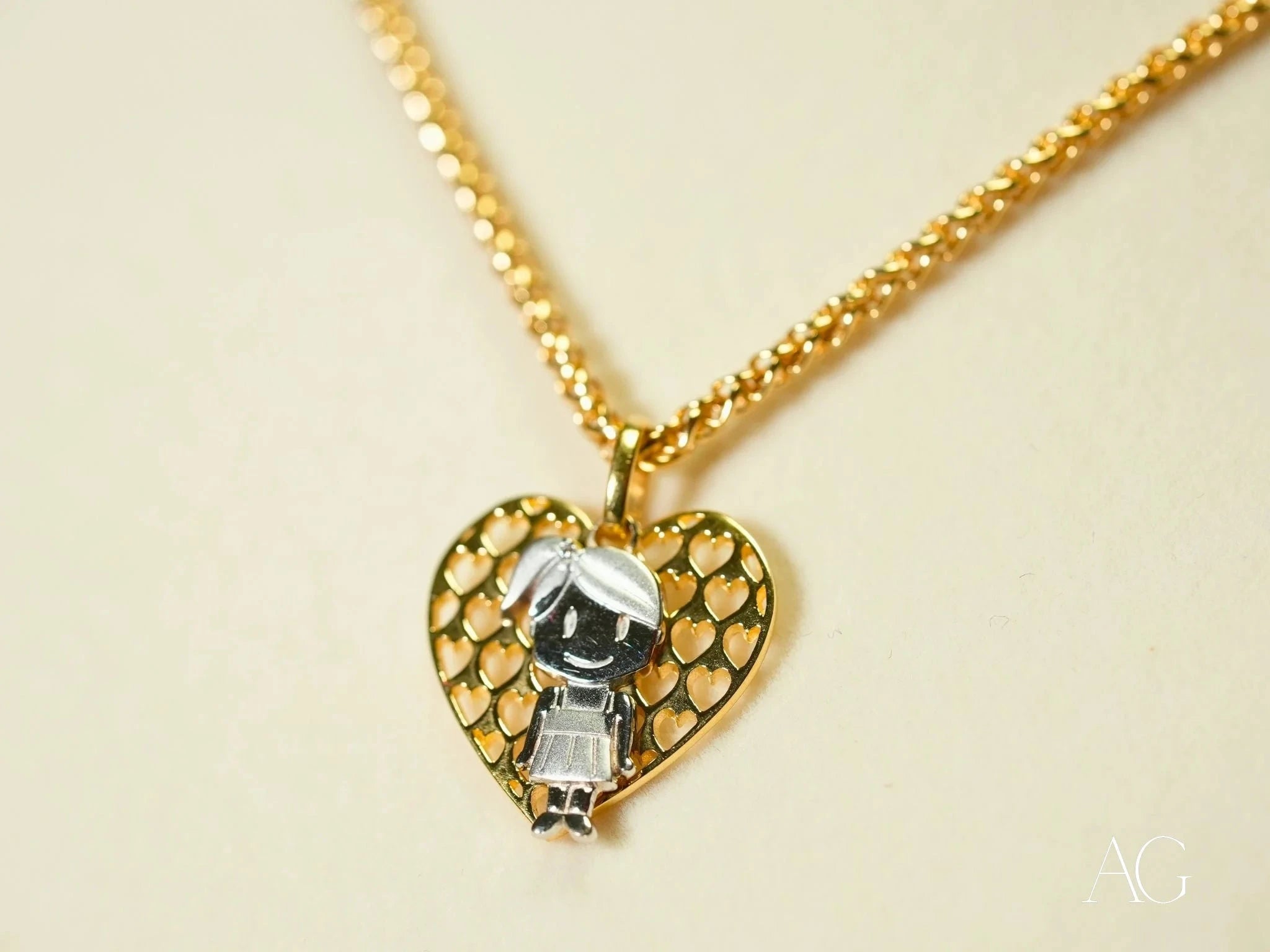 18k Gold H Doll Pendant Necklace - Elegant & Luxurious Jewelry Gift for Women, Perfect for Anniversaries, Birthdays & Special Occasions