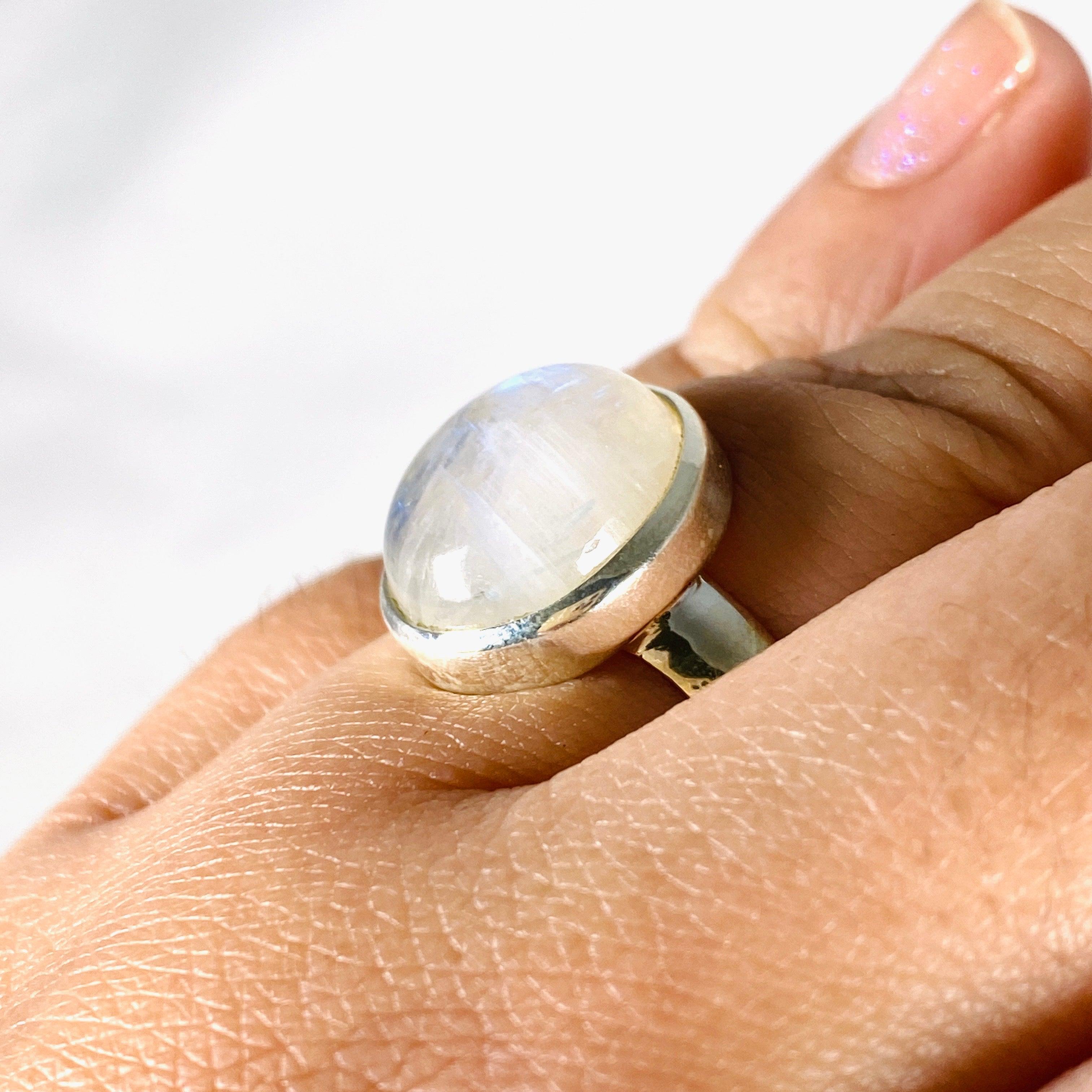 Moonstone Oval Ring - Size 11 - Sterling Silver Women's Jewelry - KRGJ3014 | Elegant Gift for Birthdays, Anniversaries & Special Occasions