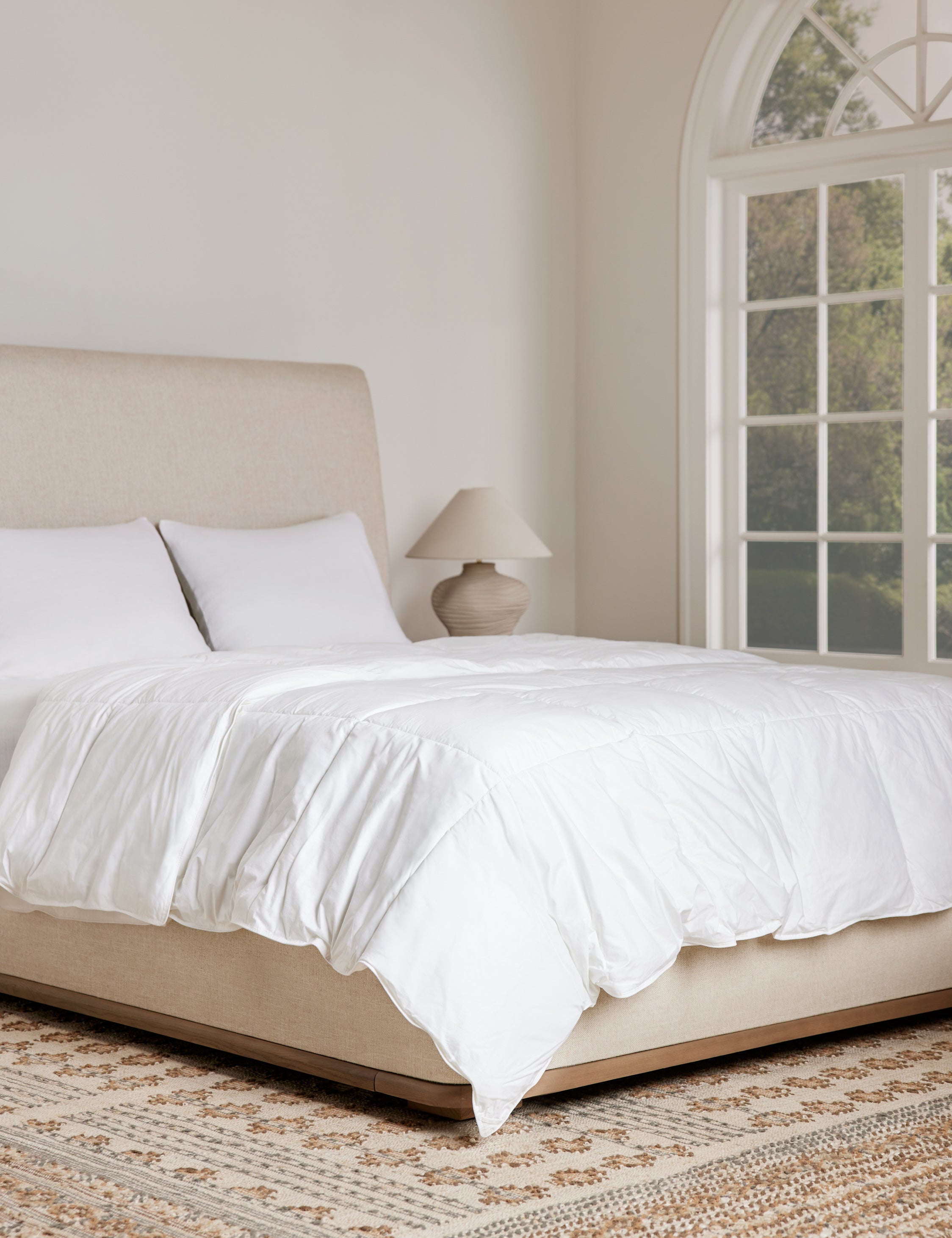 Premium Everyday Down Duvet Insert - All-Season Comfort, Hypoallergenic & Breathable - Perfect for Bedrooms, Guest Rooms & Cozy Home Decor
