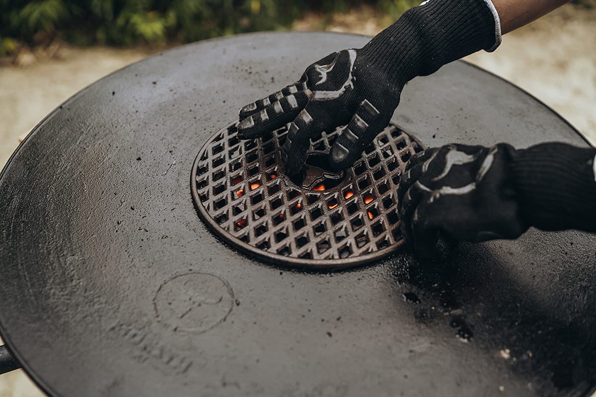 MOESTA-BBQ 19295 Cast Iron Grill Plate - 30cm/12 Inch BBQ Griddle Insert for Plancha & Wok - Heavy Duty Grill Accessories for Outdoor Cooking, Camping & Backyard BBQs