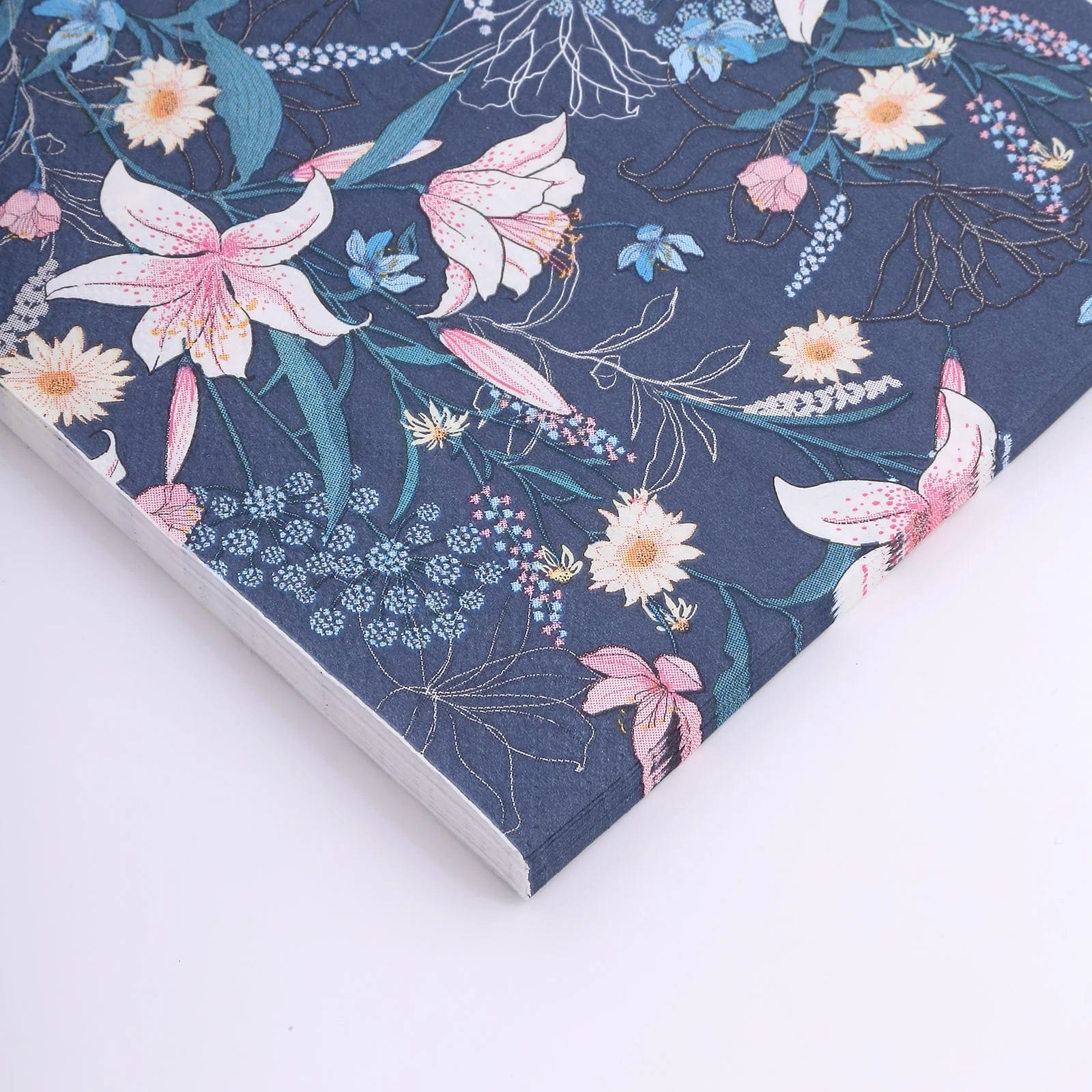 20-Pack Navy Blue 13x13 Inch Water Lily Cocktail Paper Napkins - Disposable Party Supplies for Weddings, Baby Showers & Dinner Parties