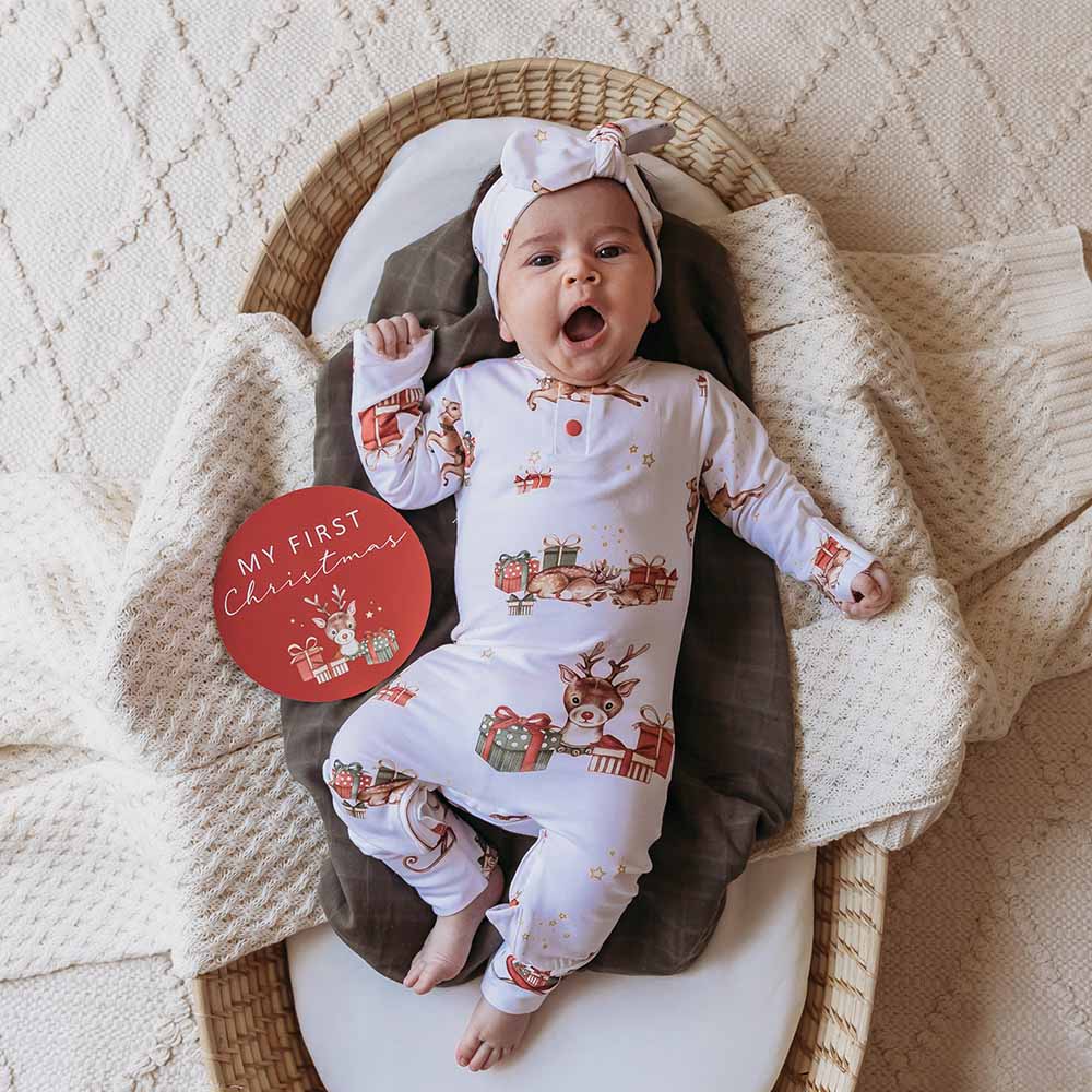 Organic Baby Growsuit with Reindeer Print - Size 00 (Newborn) - Soft & Snug for Winter Sleepwear, Christmas Outfits & Cozy Family Photos