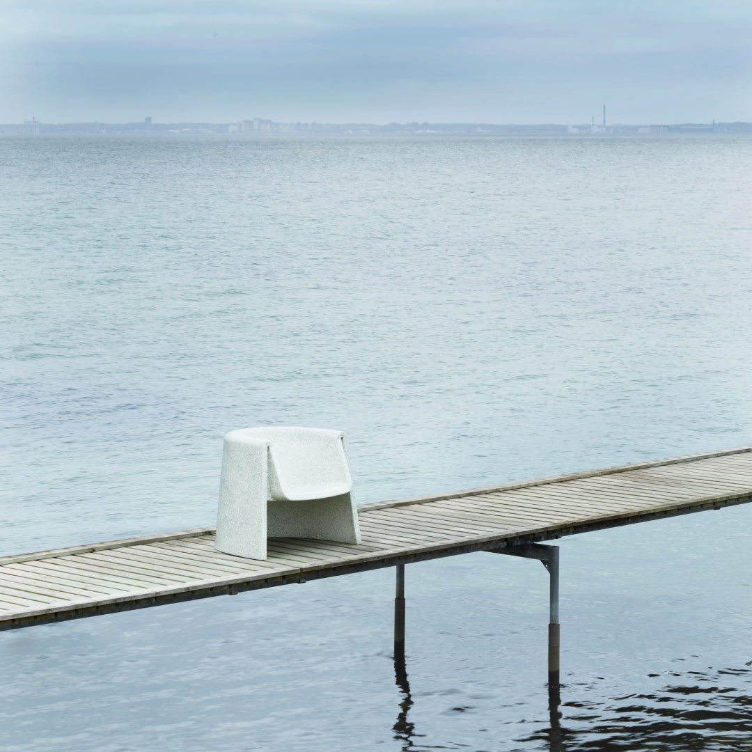 Bit Lounge Chair - Modern Comfortable Recliner for Living Room, Bedroom & Office - Perfect for Relaxing, Reading & Napping