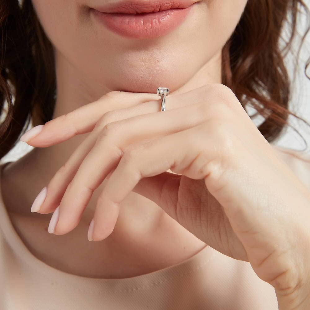 BERRICLE Sterling Silver 3-Stone Wedding & Engagement Ring Set for Women - 0.8 Carat Round Cut Cubic Zirconia CZ, Rhodium Plated, Size 4-10 - Perfect for Proposals, Anniversaries & Special Occasions