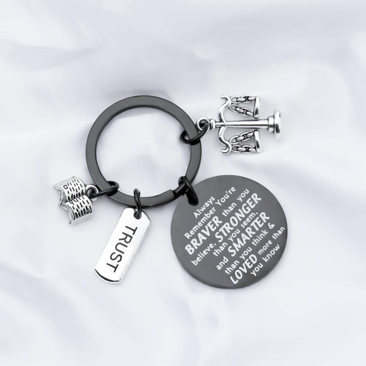 FUSTMW Lawyer Gifts - Elegant Justice Scale Lawyer Keychain Jewelry for Attorneys | Perfect Graduation, Appreciation & Office Decor Gift for Legal Professionals