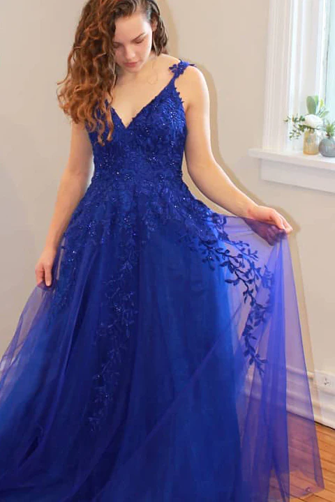 2025 Princess Long V-Neck Dark Blue Prom Dress with Lace Appliques - Elegant Formal Gown for Homecoming, Ball & Evening Parties
