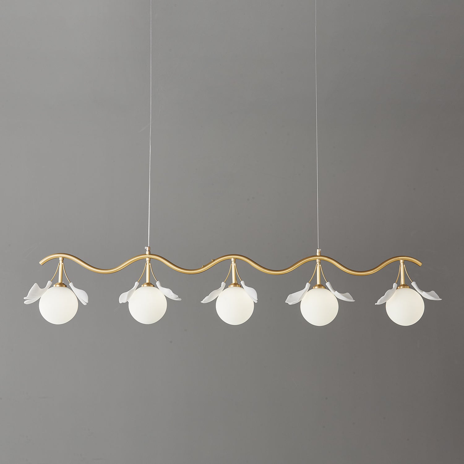 Evander Modern Gingko Leaf Chandelier - Elegant Gold Ceiling Light Fixture for Dining Room, Living Room, Bedroom Decor