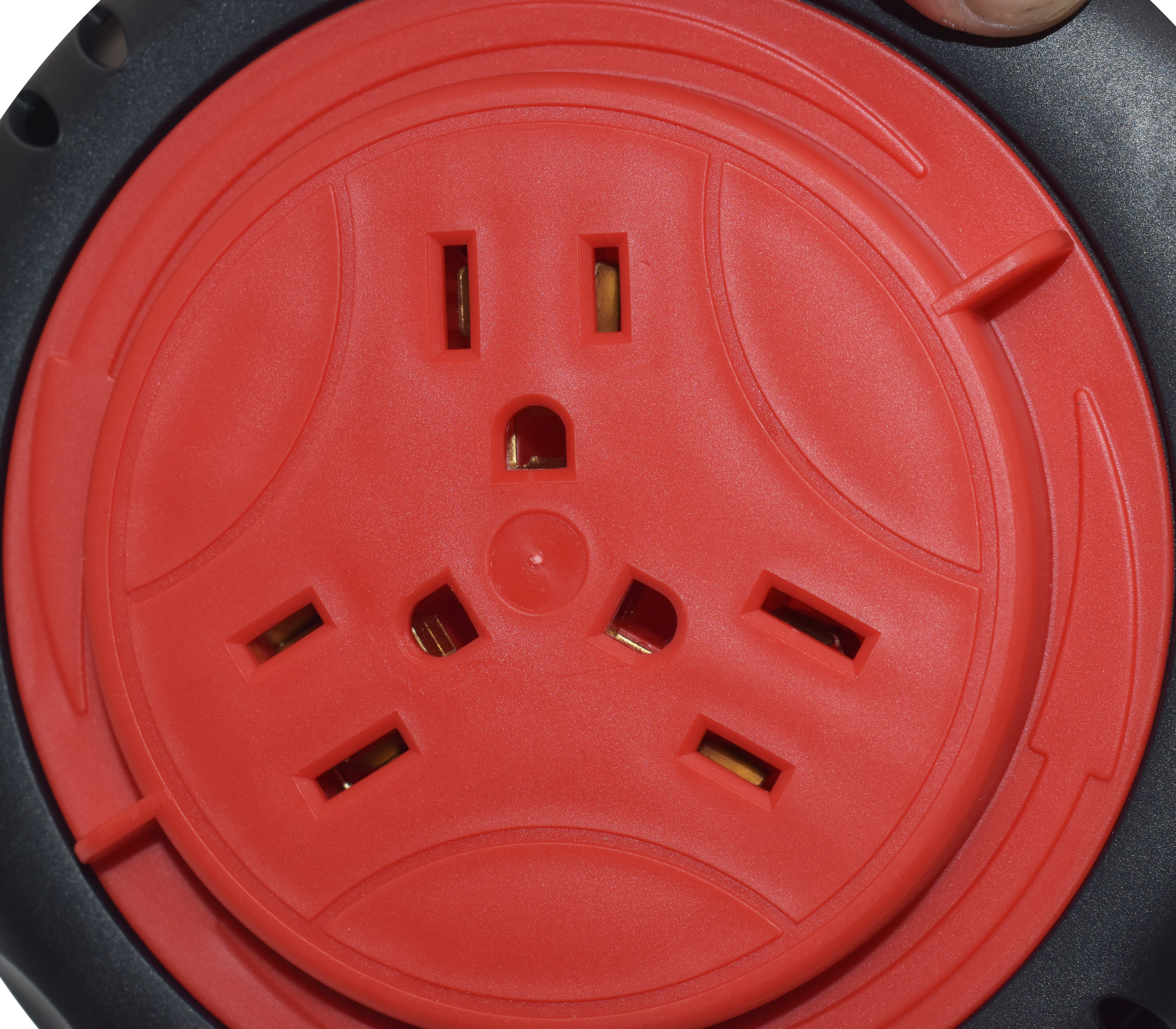 3-Outlet Round Extension Cord 1.5m (5ft) - Heavy Duty Power Strip for Home, Office & Workshop Use