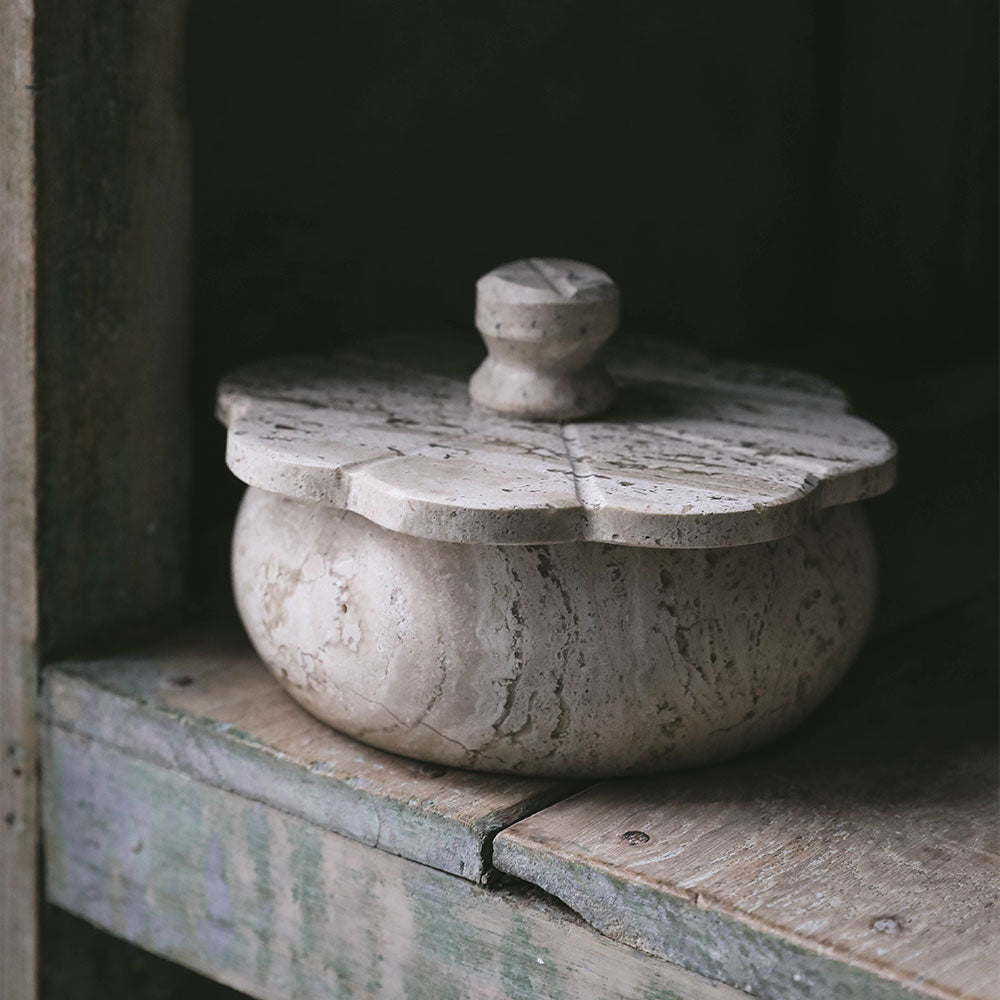 Elegant Lidded Travertine Petal Box - Handcrafted Stone Jewelry Storage & Home Decor Organizer for Rings, Earrings & Small Treasures | Perfect for Bathroom, Bedroom & Gift Giving