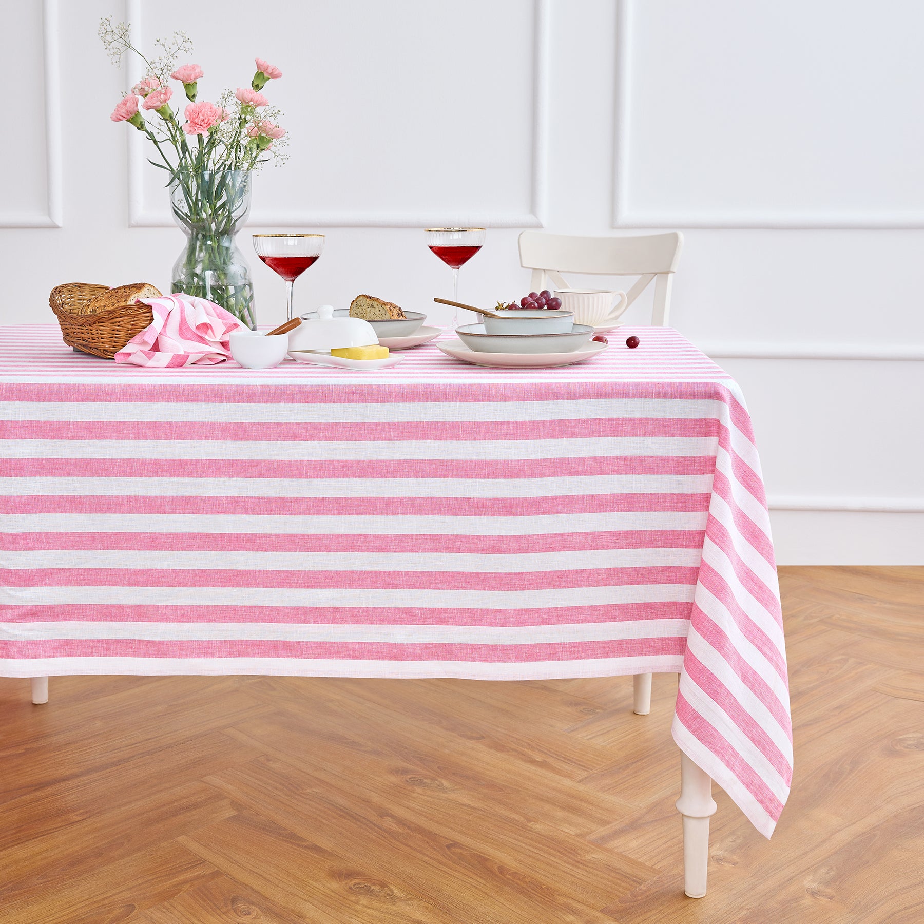 Sorrento Stripe Tablecloth - Premium Cotton Table Cover for Dining, Kitchen & Outdoor Use - Waterproof & Washable - Perfect for Parties, Picnics & Home Decor