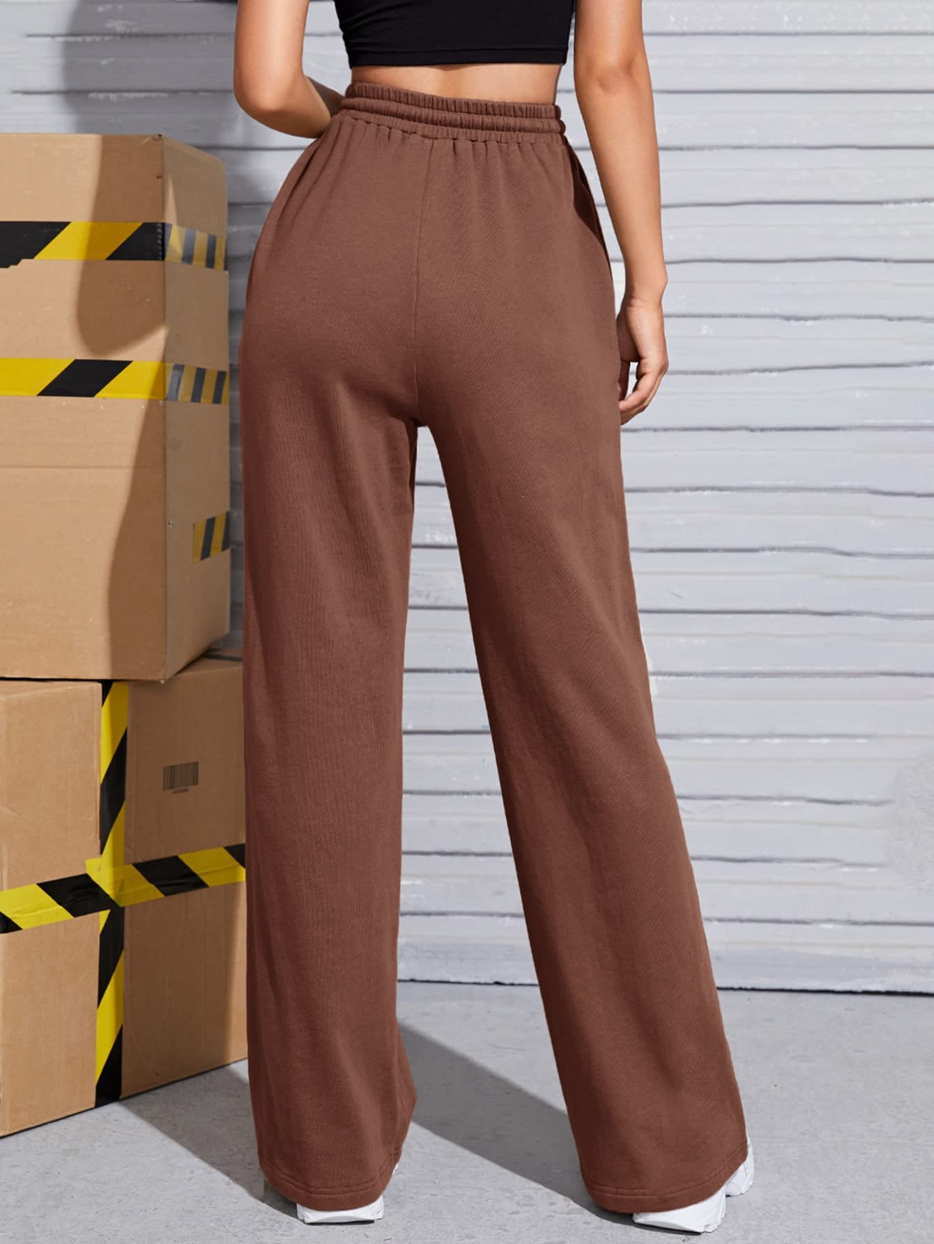Floerns Women's Casual High Waist Drawstring Baggy Sweatpants with Pockets - Comfortable Wide Leg Lounge Pants for Yoga, Running, Workout & Home Wear